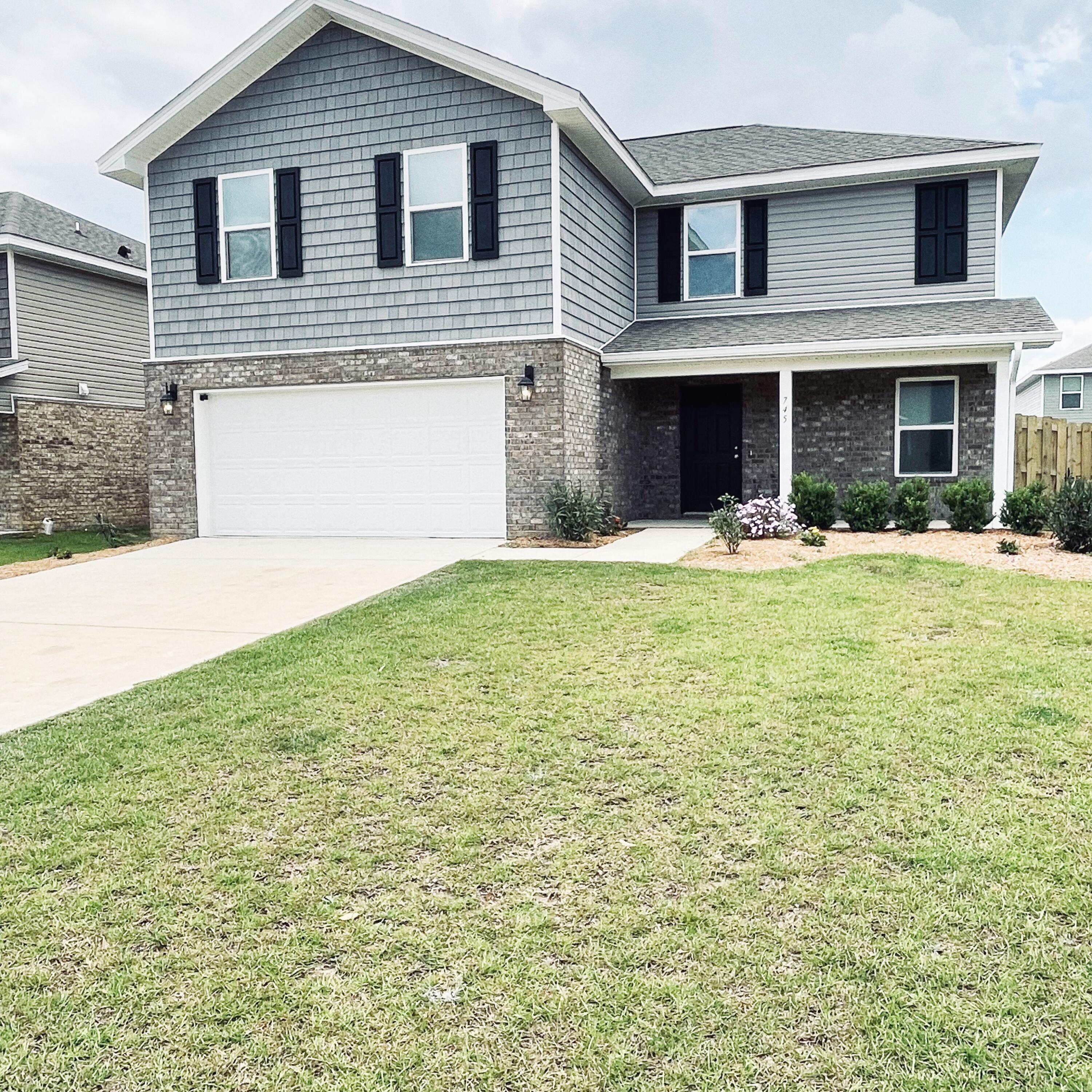 AVAILABLE NOW! 4bed/2.5bth. $500 off first month's rent, additional $500 off first month's rent if move in date is 1 July or earlier.Welcome to this beautiful two-story home nestled in the desirable Redstone Commons community! Featuring a spacious covered front porch, this home invites you to relax and enjoy the charming neighborhood atmosphere.Step inside to an inviting open-concept living area, perfect for entertaining. The modern kitchen boasts a large granite island, stainless steel appliances, and a pantry, offering both style and functionality.Upstairs, the primary suite is a private retreat, complete with a garden tub, separate shower, double vanity, and a generous walk-in closet. Three additional bedrooms provide ample space f Enjoy the community pool and all the wonderful amenities Redstone Commons has to offer.
NO smoking. 600 minimum FICO credit score required in addition to meeting rental criteria. Pets allowed upon approval with a non-refundable pet fee.
All applicants are required to complete an application on https://onefamilypropertyservices.petscreening.com/
regardless of if they own a pet or not. Applicants with an ESA are also required to complete the application.
This property is a part of a Homeowners Association and tenants will be required to adhere to certain rules and restrictions. If you have any questions, you may request to view the HOA Covenants prior to application.
** Fees Required once an application is approved include, but may not be limited to: Security Deposit, Non-Refundable Fees (cleaning and rekey), $20 Certified Mail Fee, and Pet Fees (when applicable).