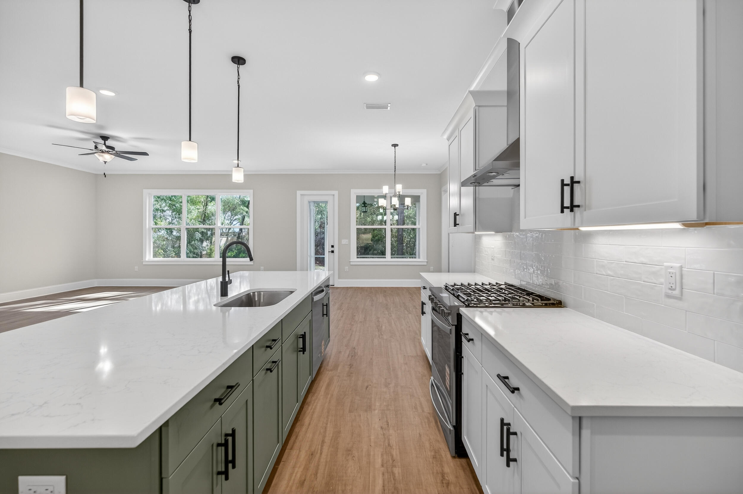 MAGNOLIA BAY ESTATES - Residential