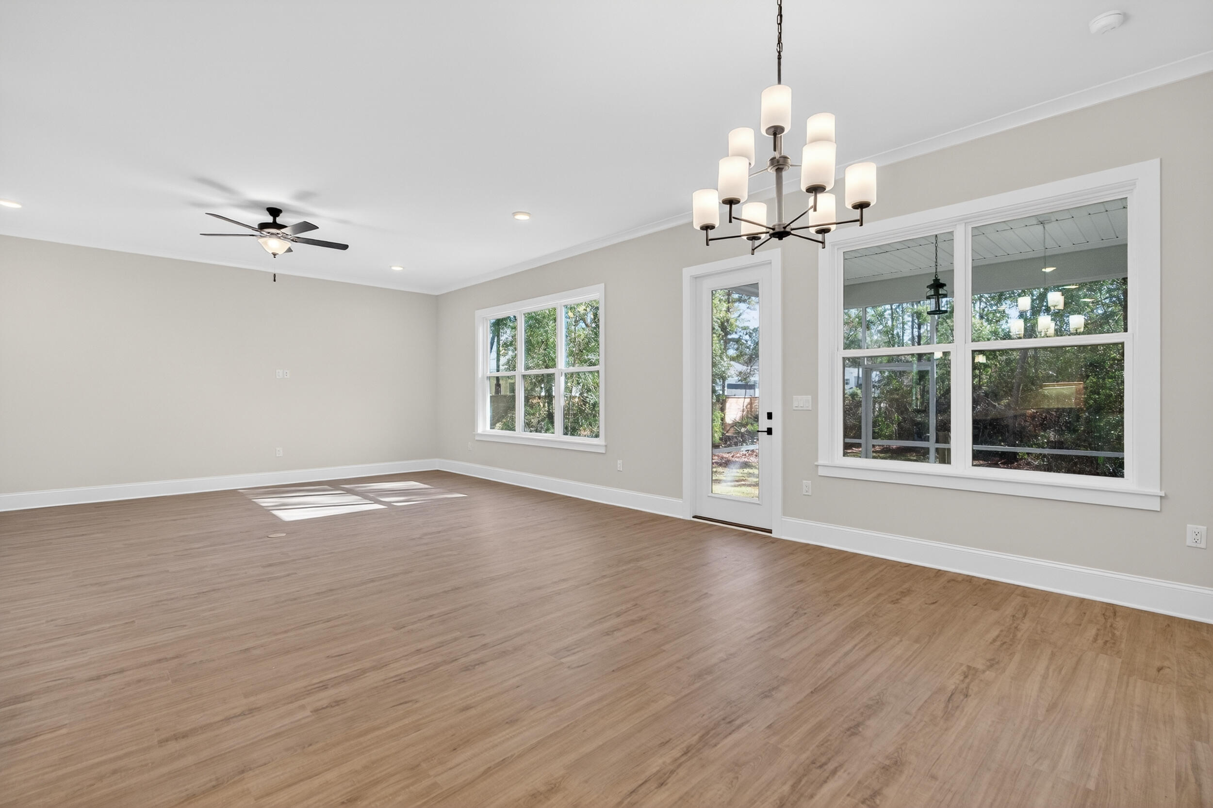 MAGNOLIA BAY ESTATES - Residential