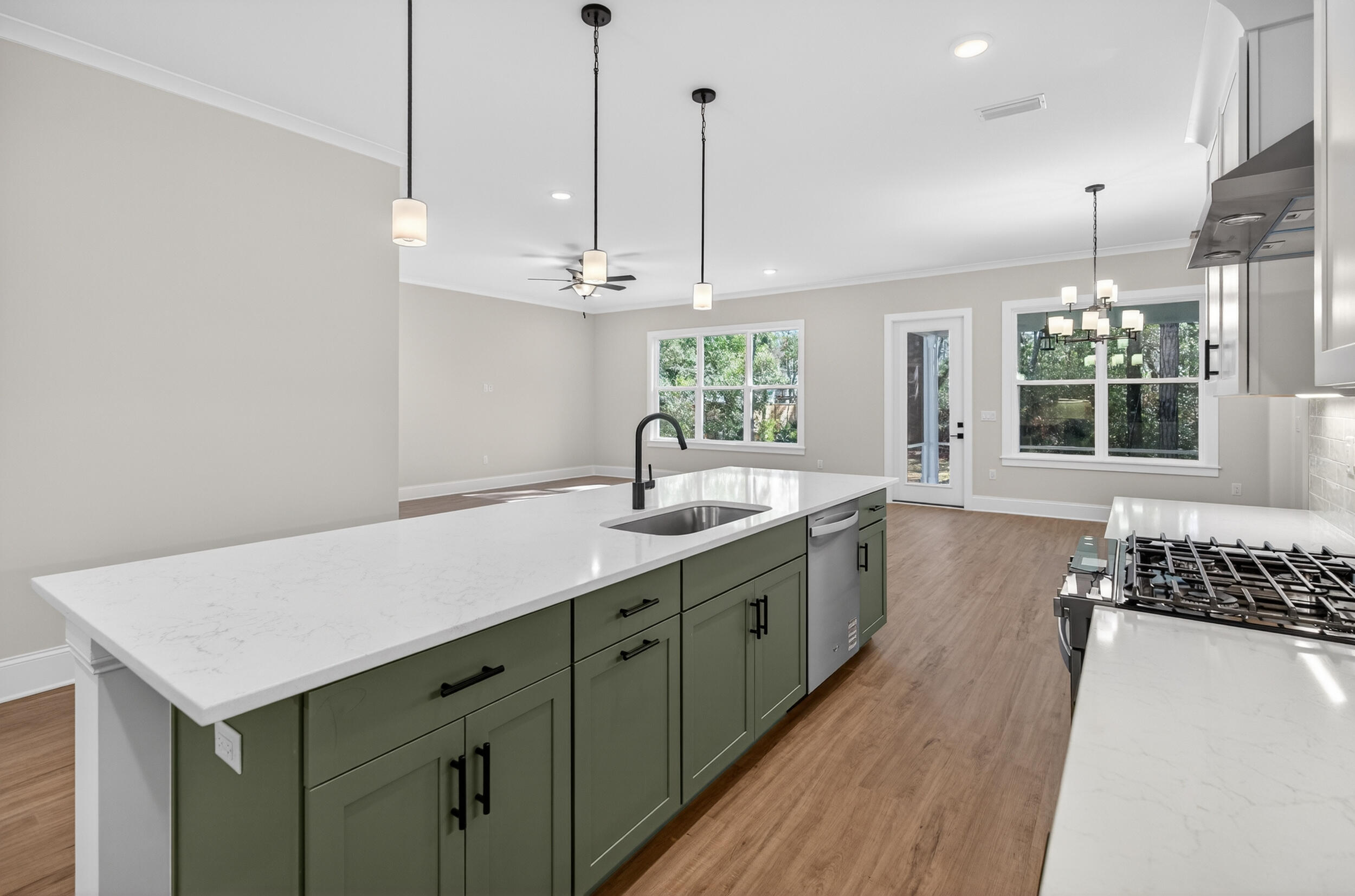 MAGNOLIA BAY ESTATES - Residential