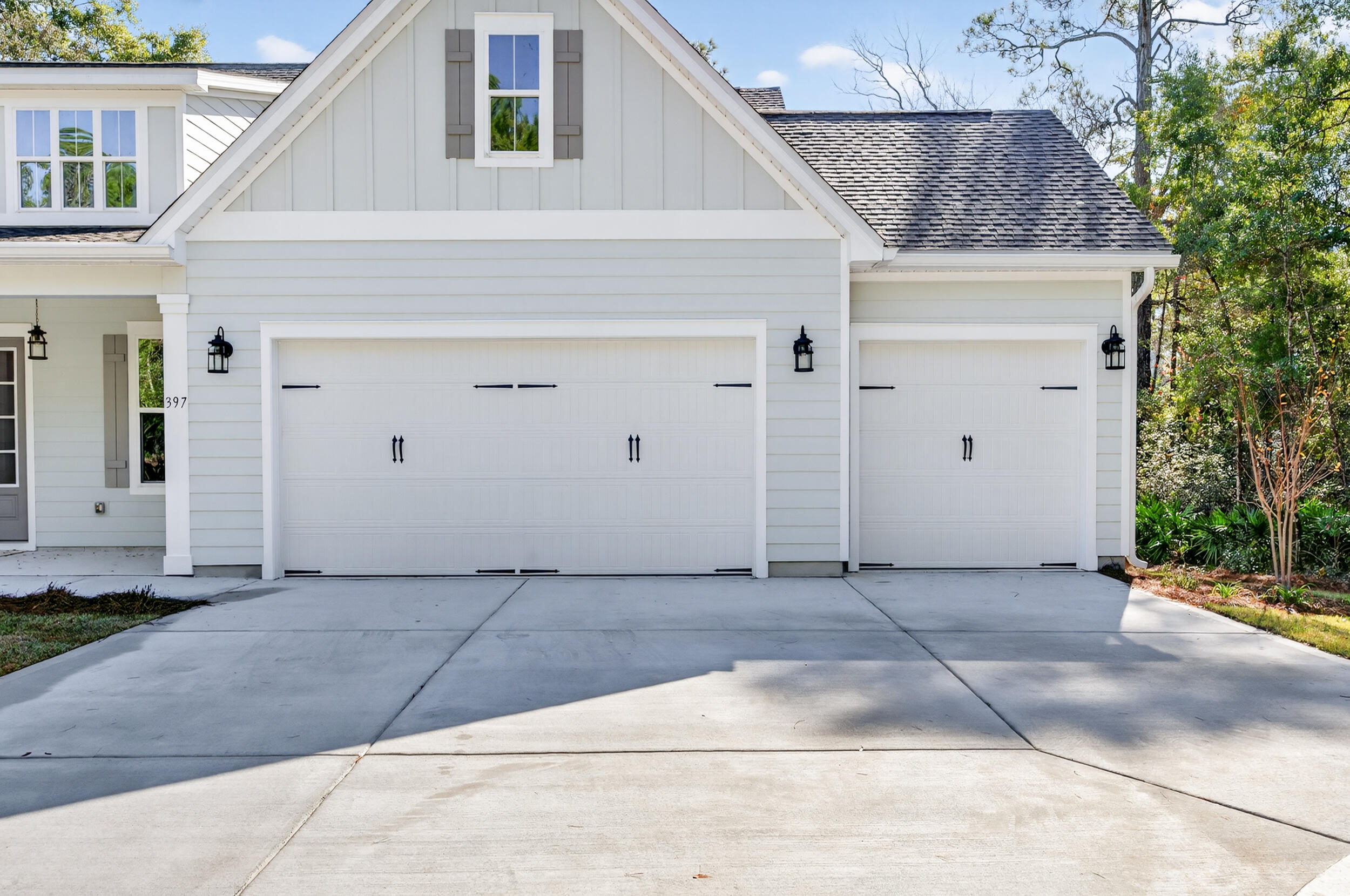 MAGNOLIA BAY ESTATES - Residential