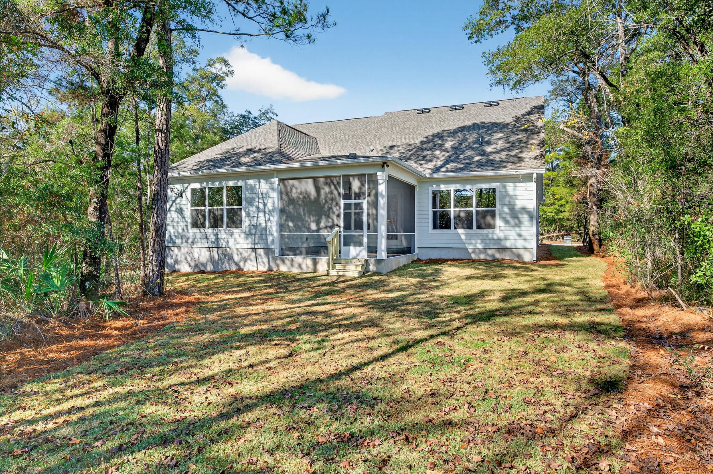 MAGNOLIA BAY ESTATES - Residential