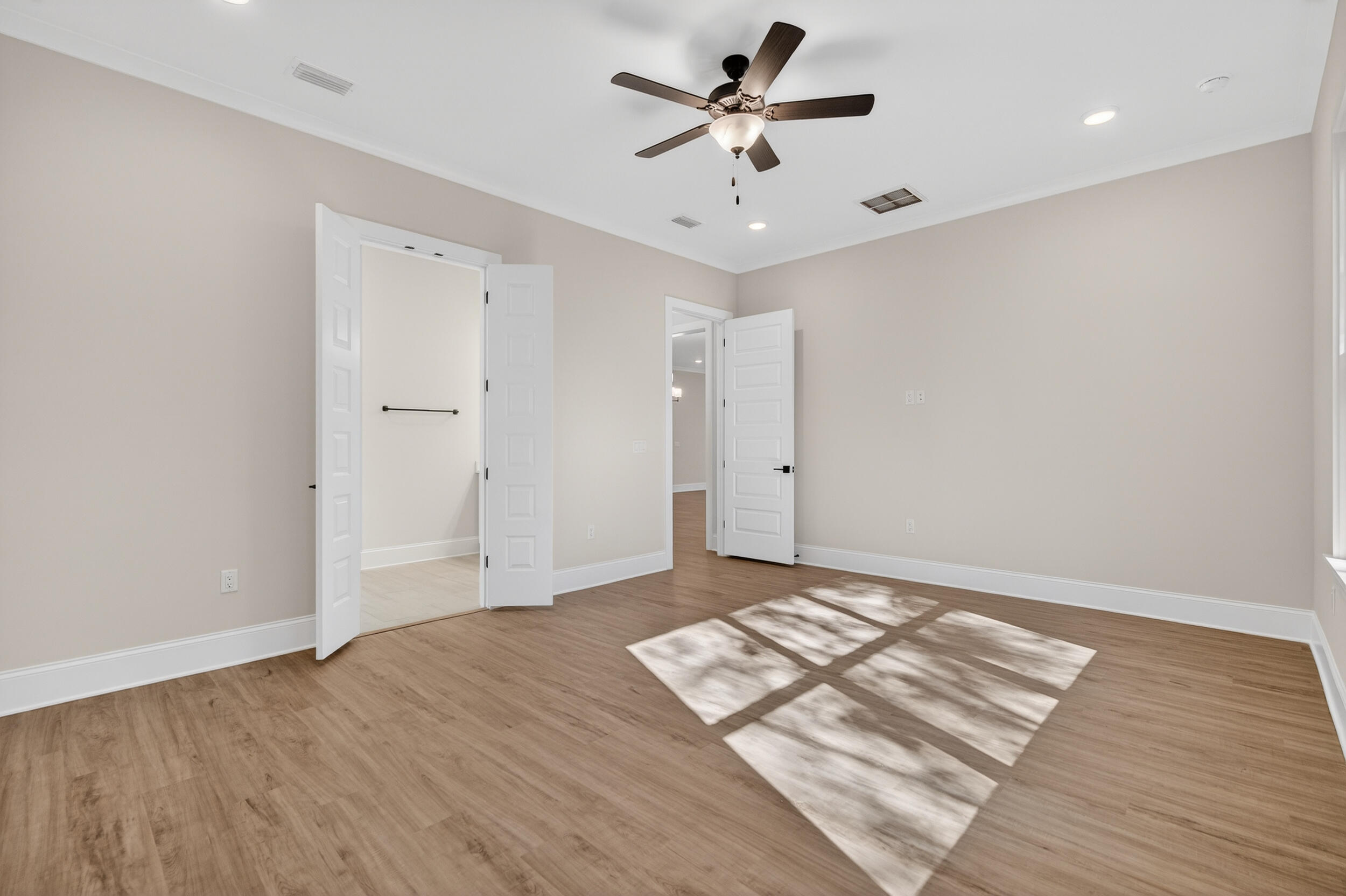 MAGNOLIA BAY ESTATES - Residential