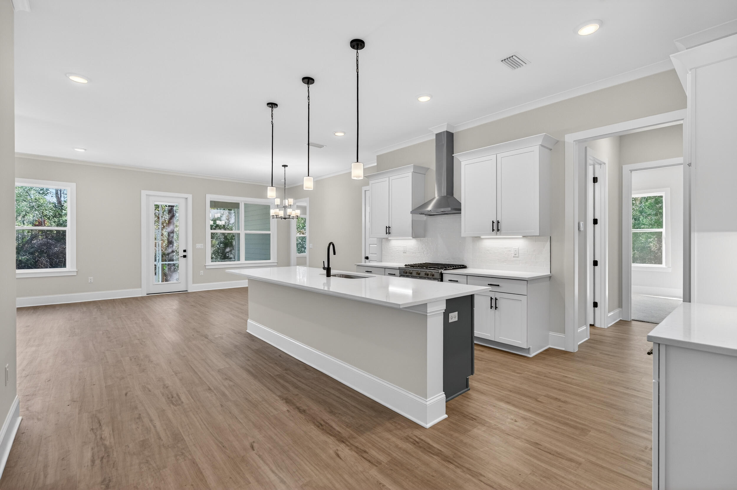 MAGNOLIA BAY ESTATES - Residential