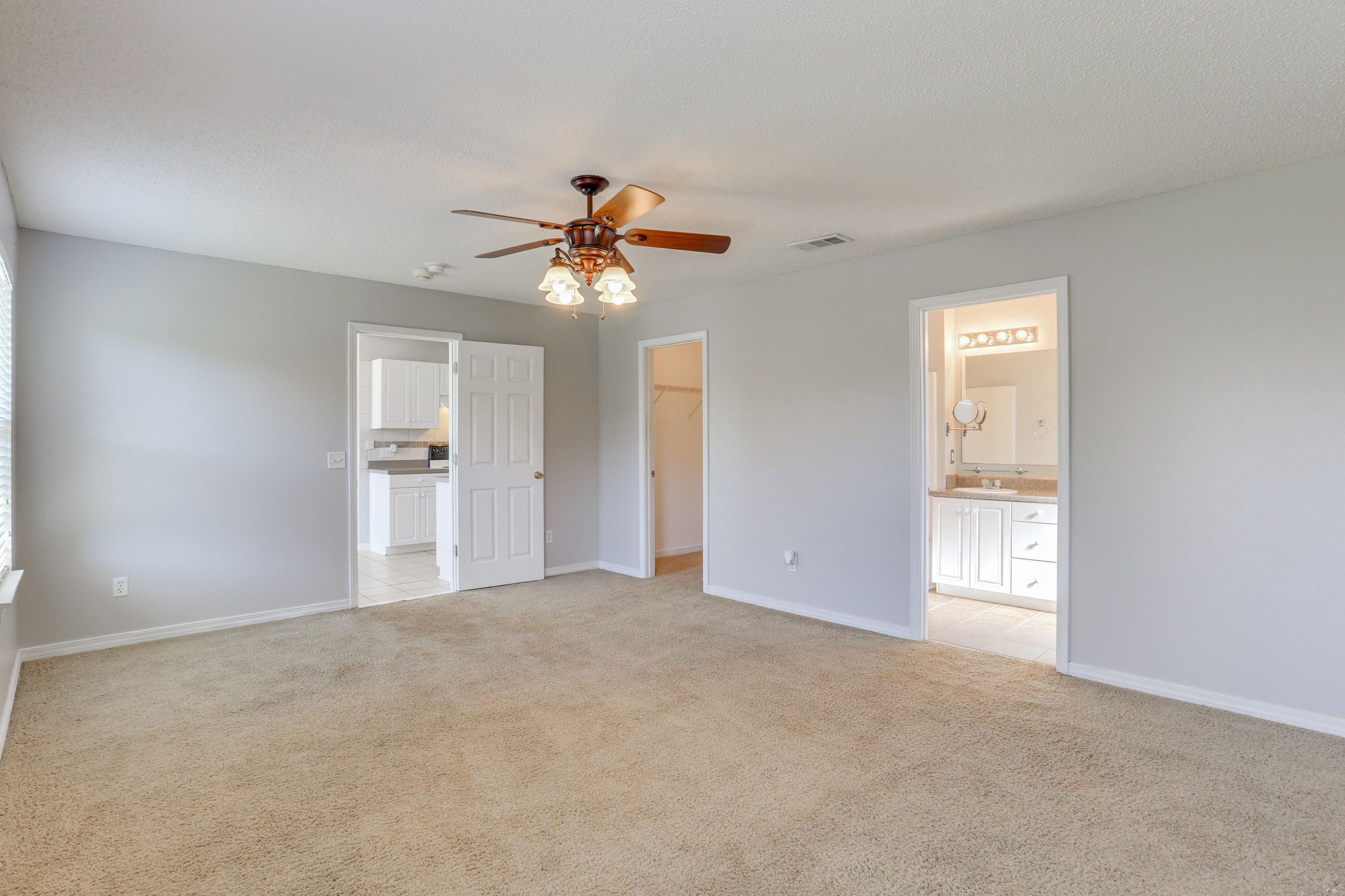 COUNTRYVIEW ESTATES 8TH ADDN - Residential