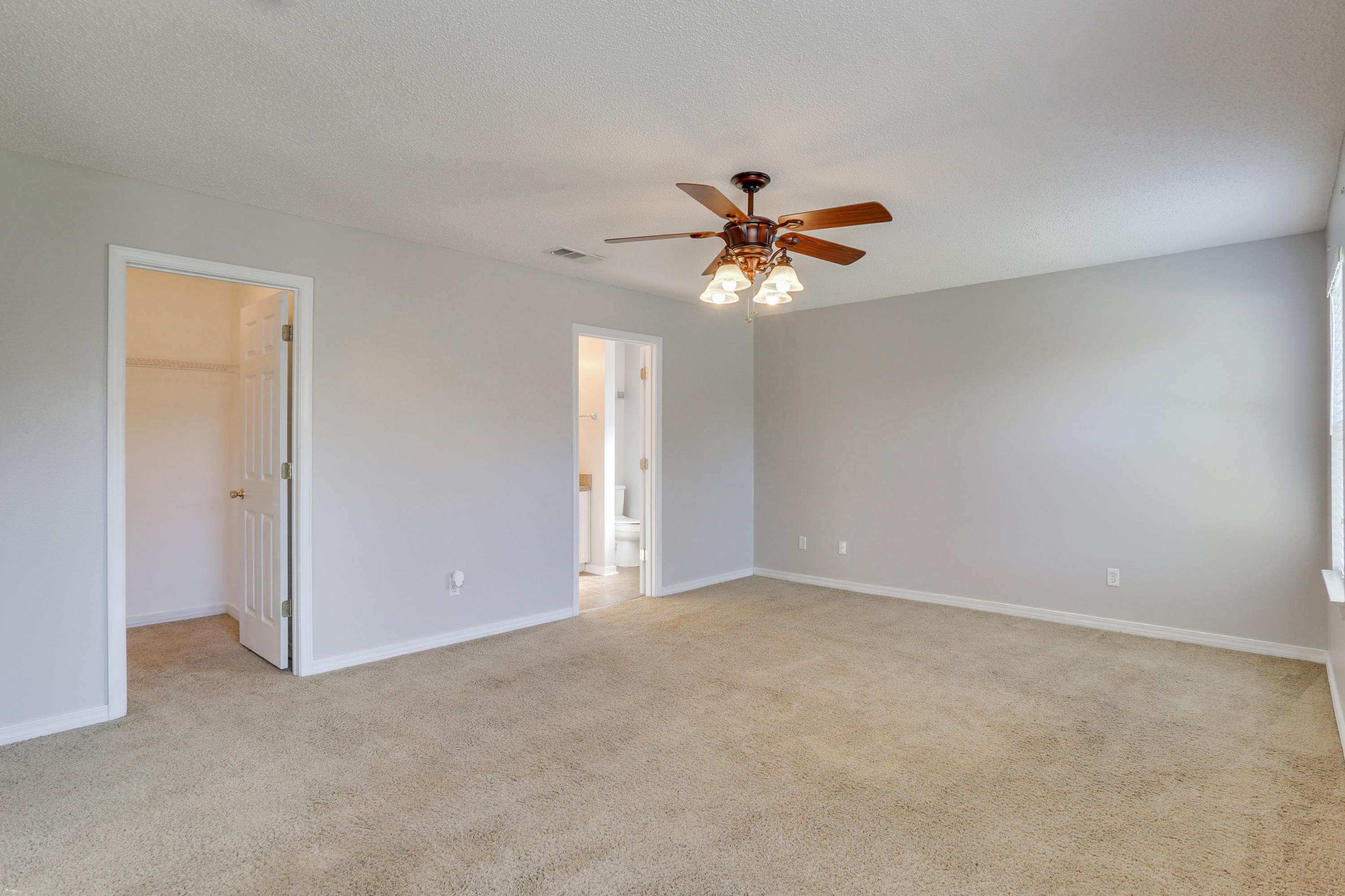 COUNTRYVIEW ESTATES 8TH ADDN - Residential