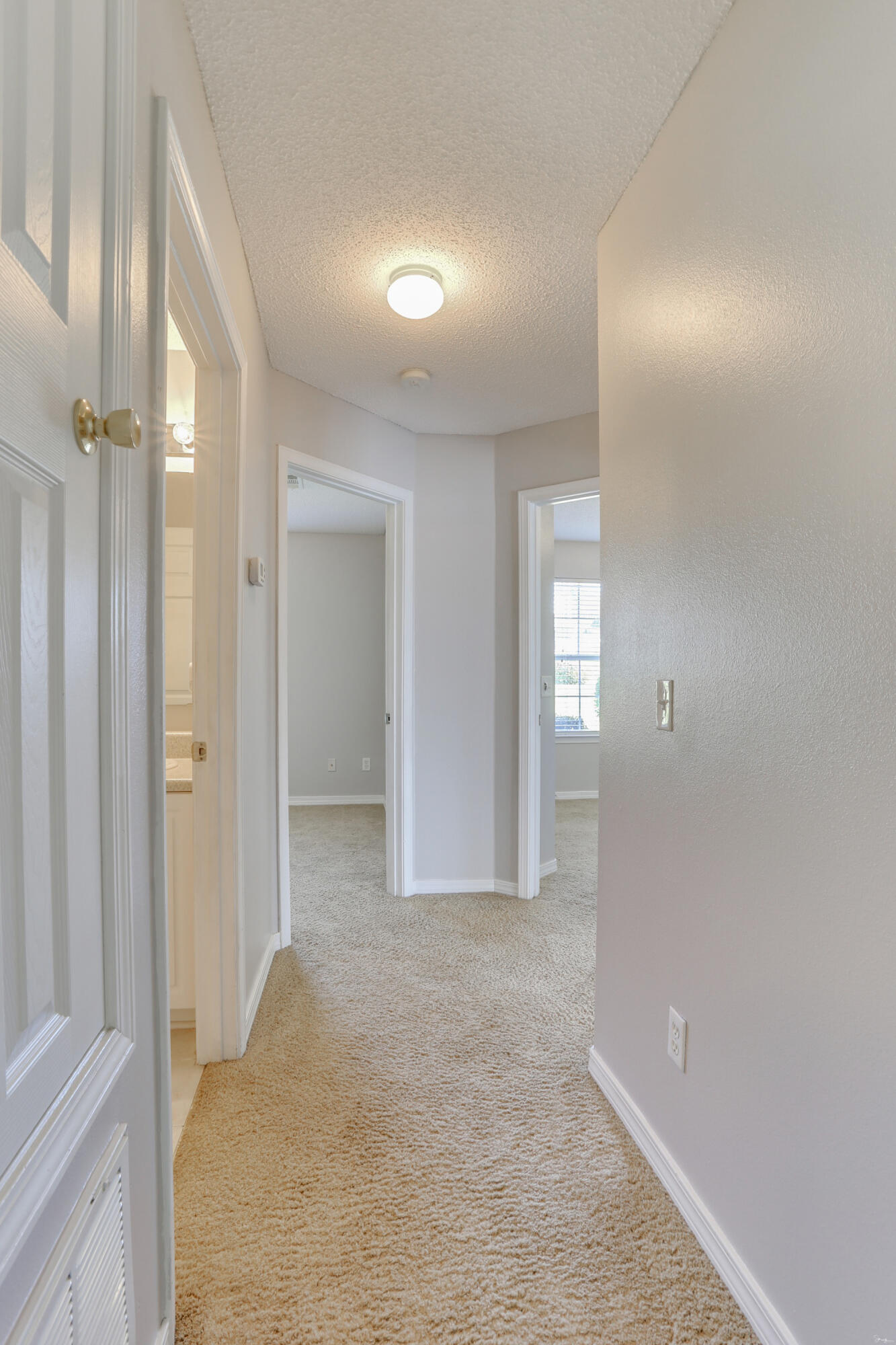 COUNTRYVIEW ESTATES 8TH ADDN - Residential