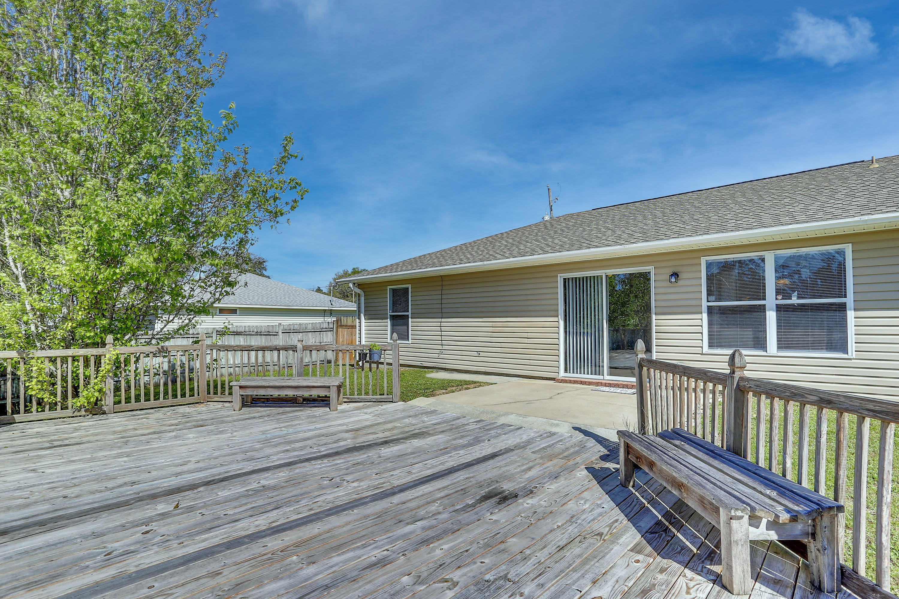 COUNTRYVIEW ESTATES 8TH ADDN - Residential