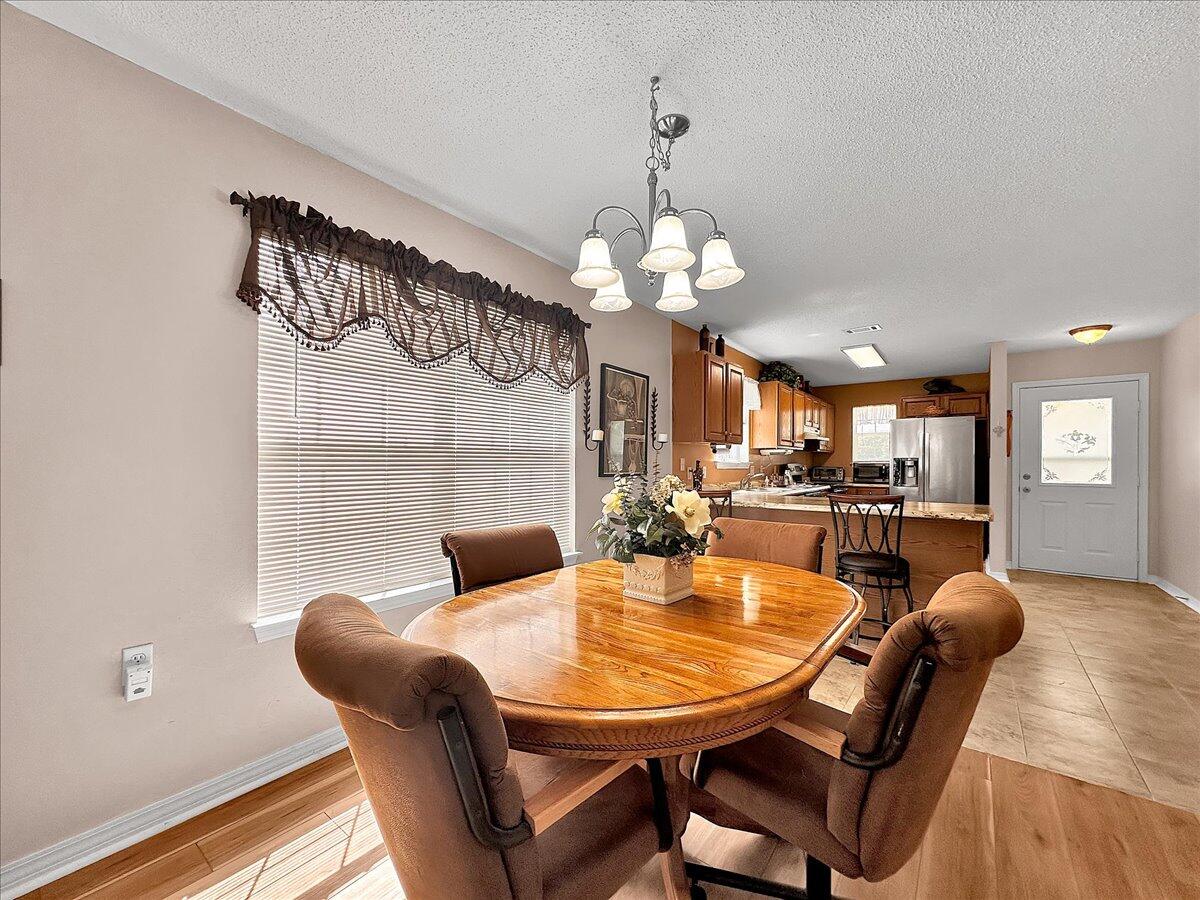 SHADOW LAKES - Residential