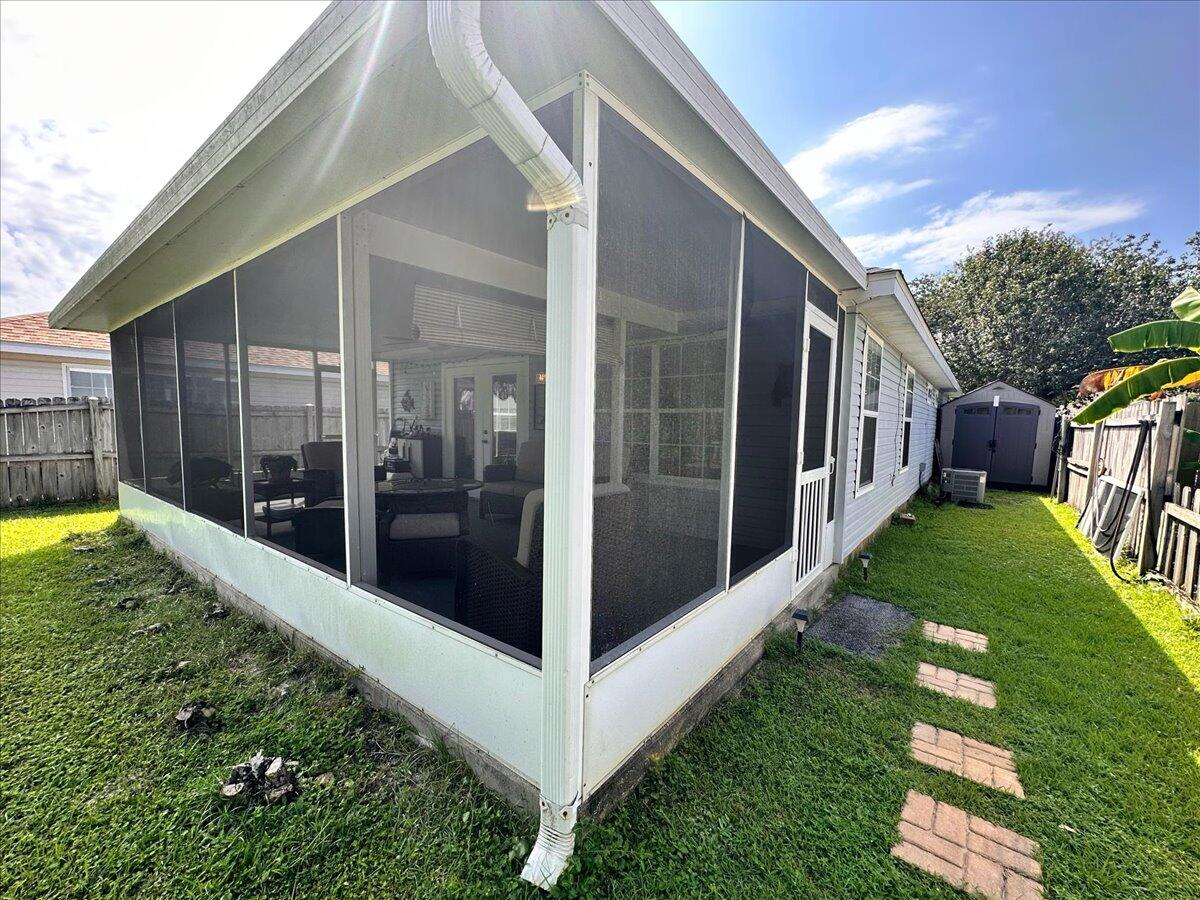 SHADOW LAKES - Residential