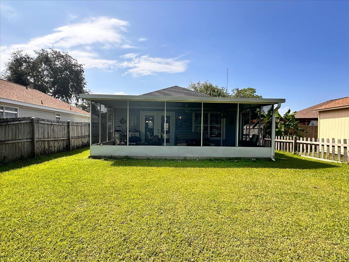 SHADOW LAKES - Residential