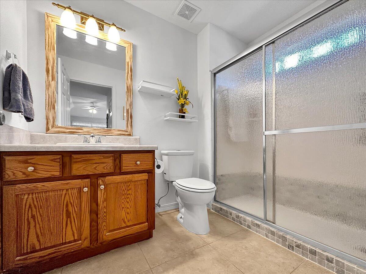 SHADOW LAKES - Residential