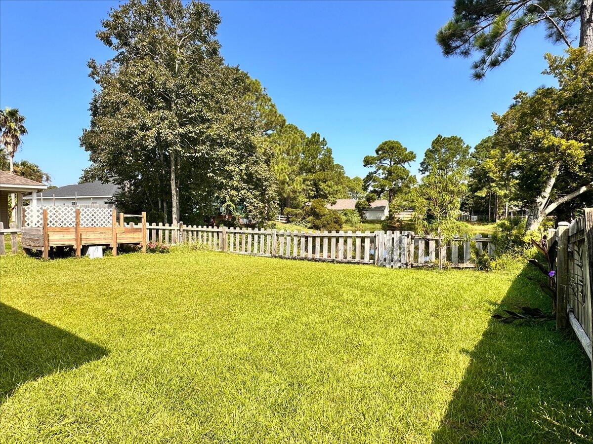 SHADOW LAKES - Residential