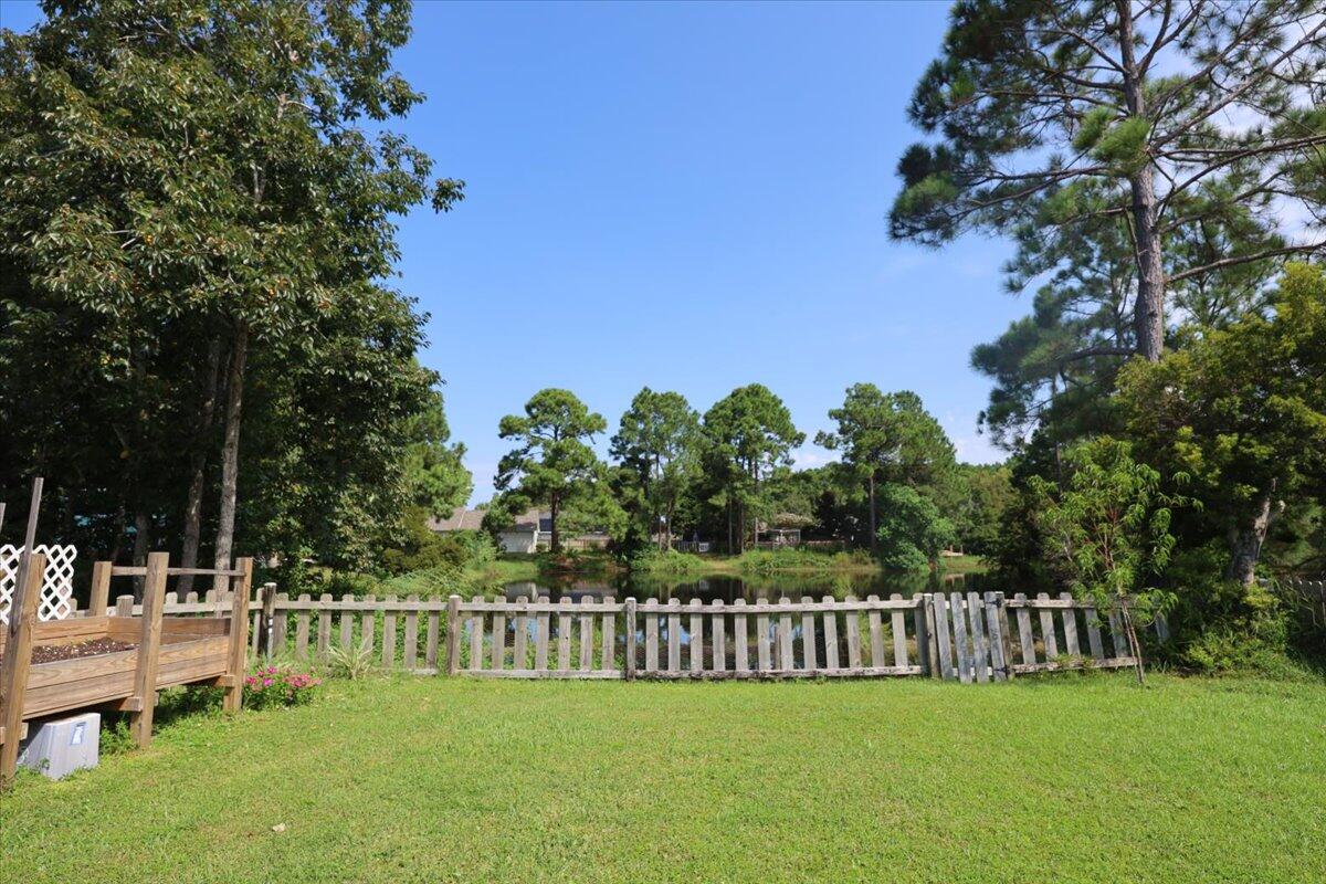 SHADOW LAKES - Residential