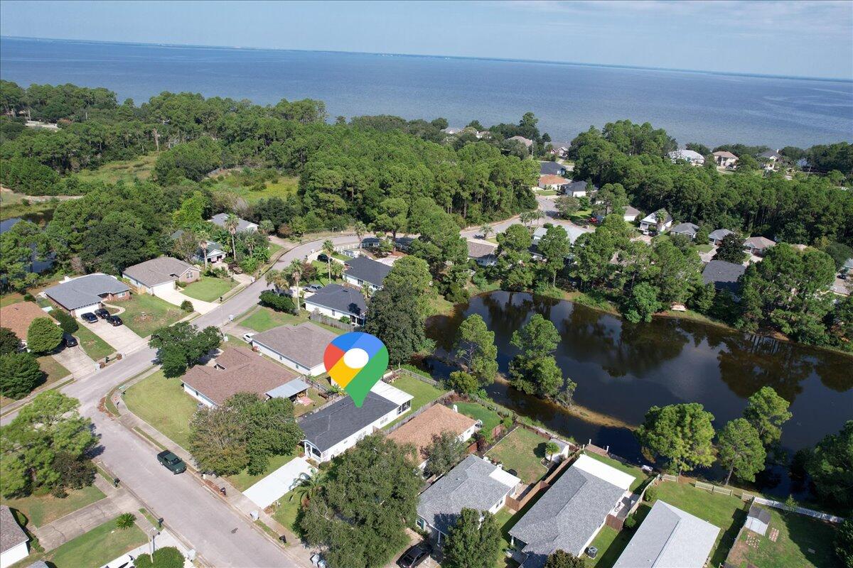 SHADOW LAKES - Residential