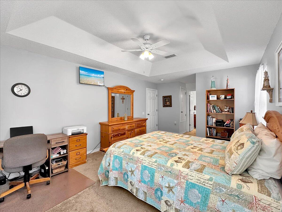 SHADOW LAKES - Residential