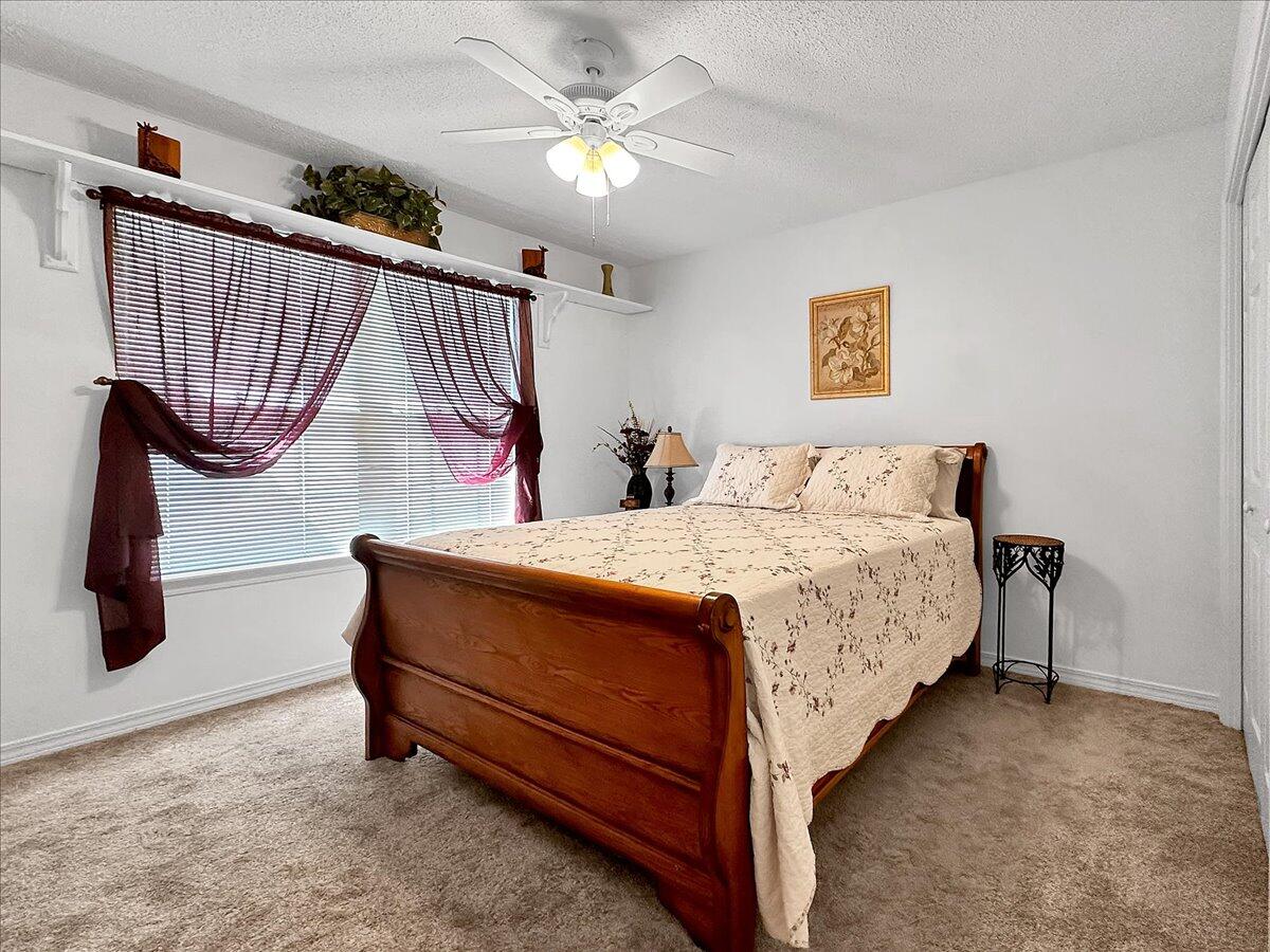 SHADOW LAKES - Residential