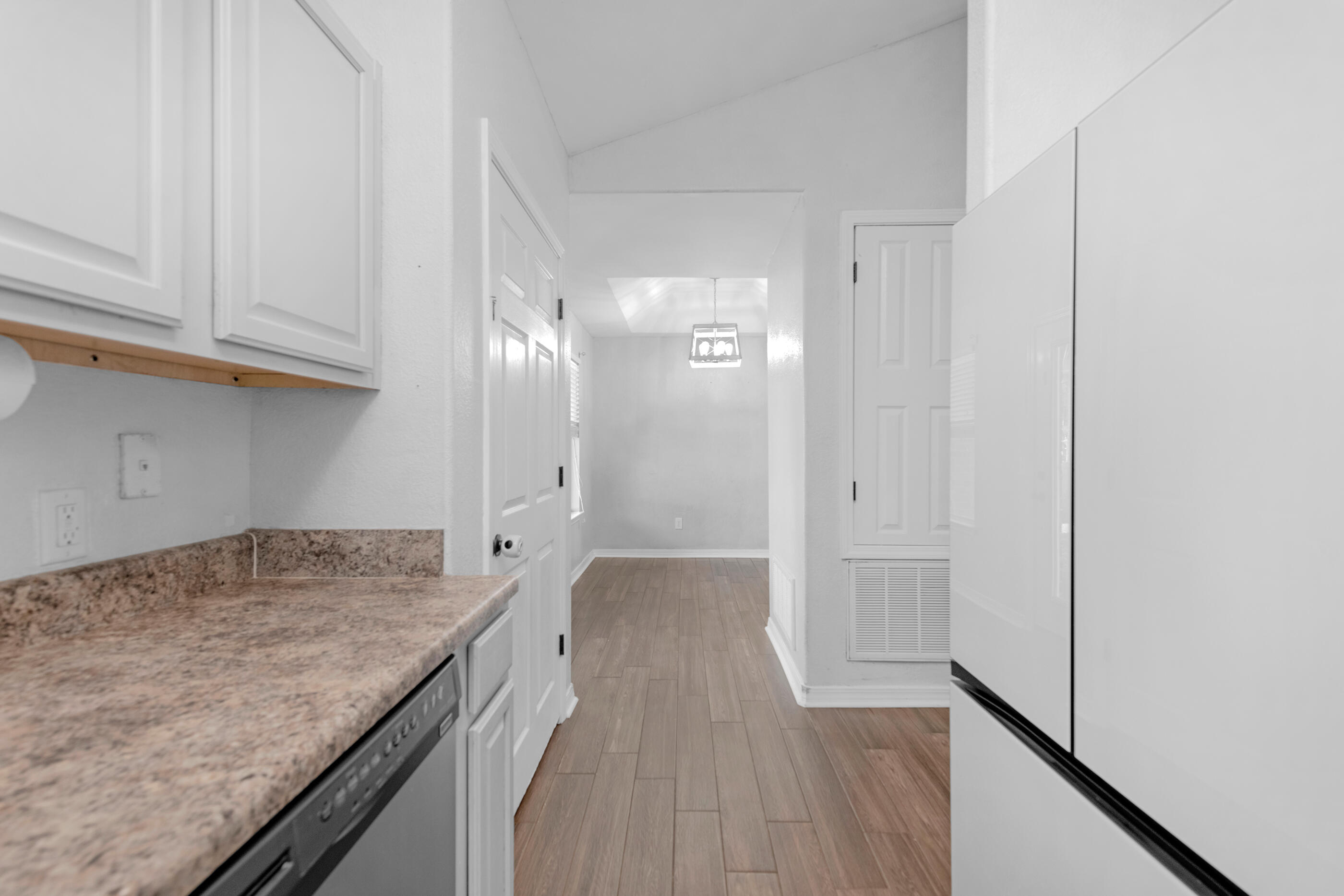 HOLLEY BY THE SEA - Residential