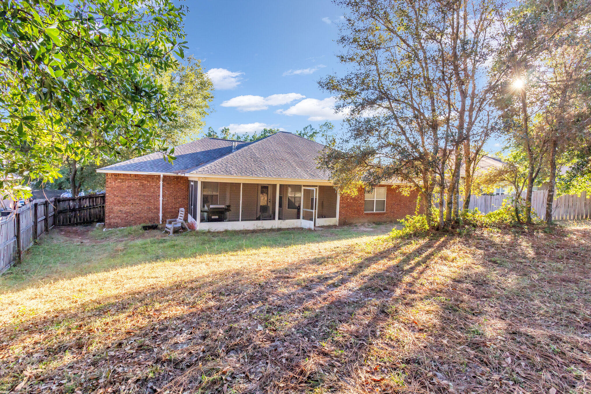 RIVERCHASE S/D PH 1 - Residential Lease