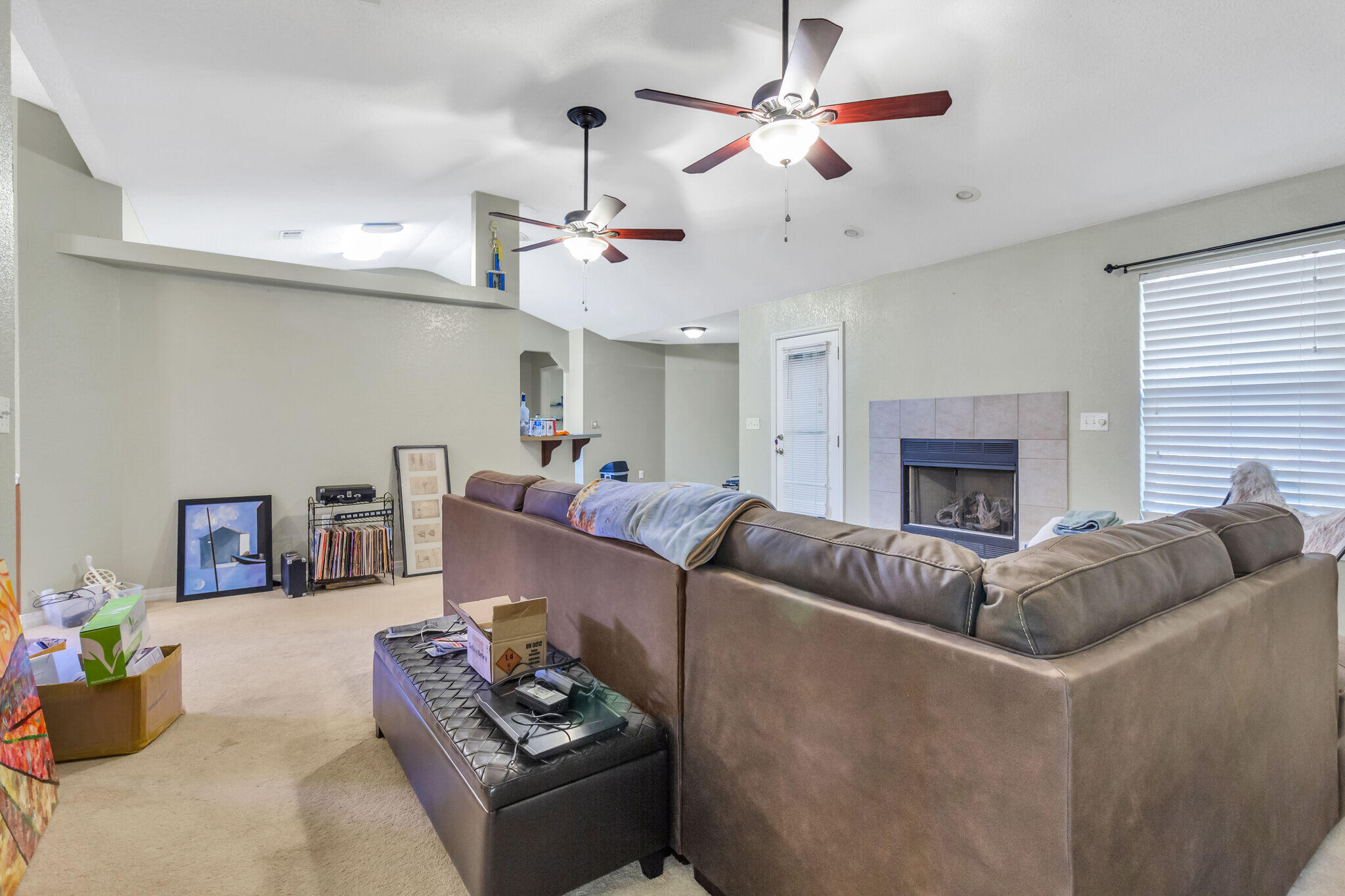 RIVERCHASE S/D PH 1 - Residential Lease