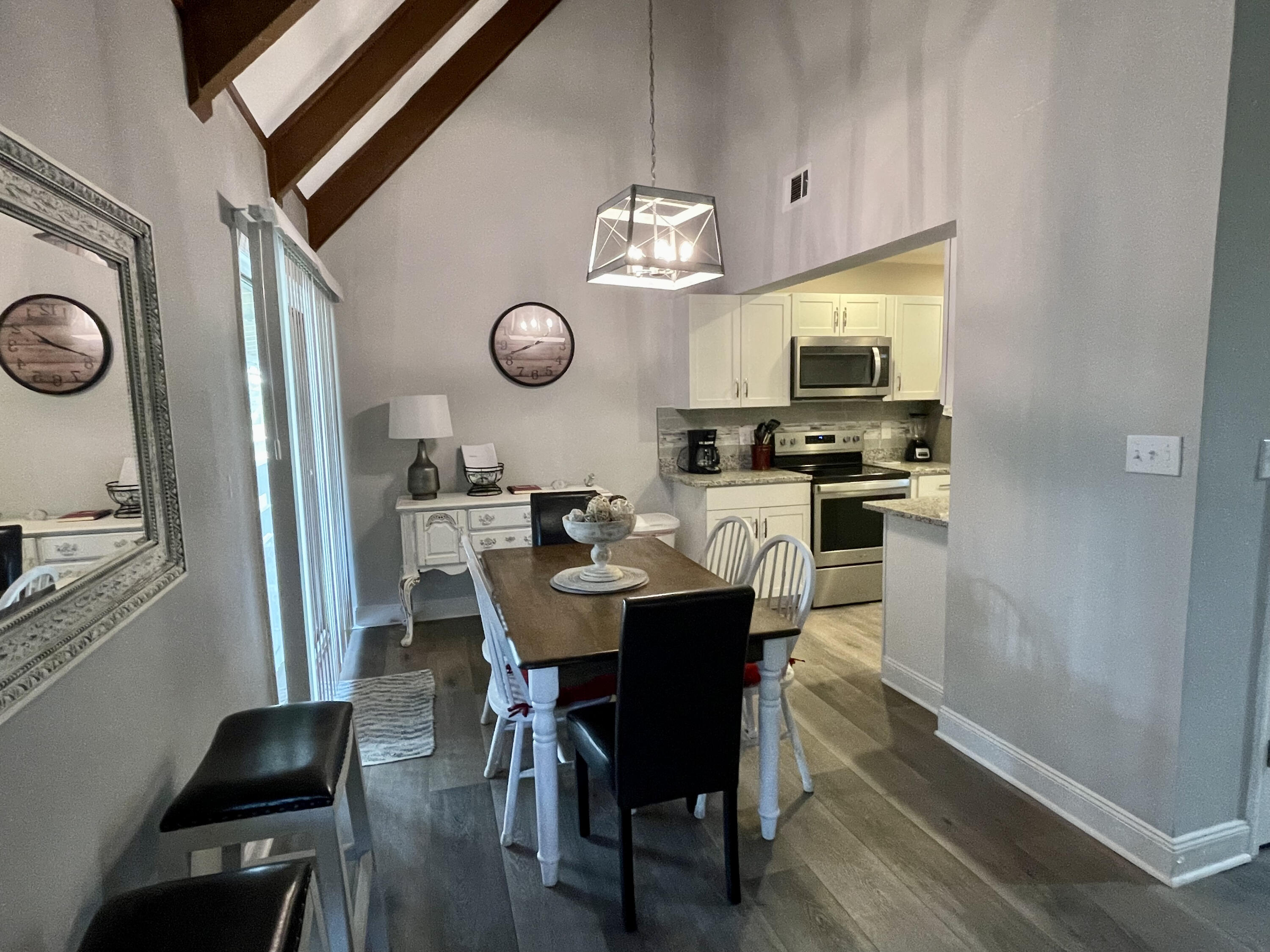 SEASCAPE CONDO GARDEN VILLA - Residential