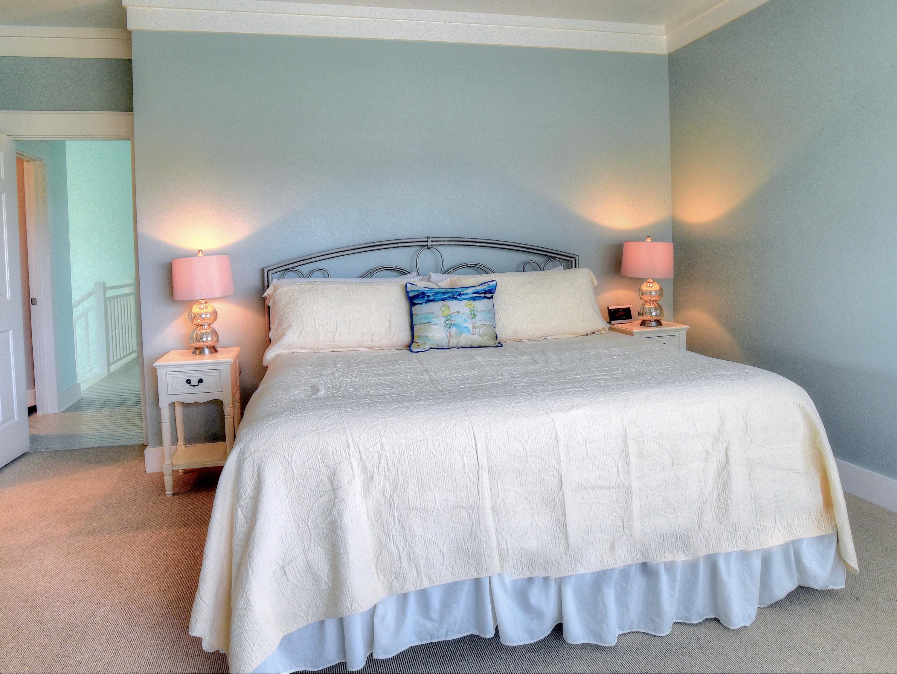 MAGNOLIA BAY - Residential