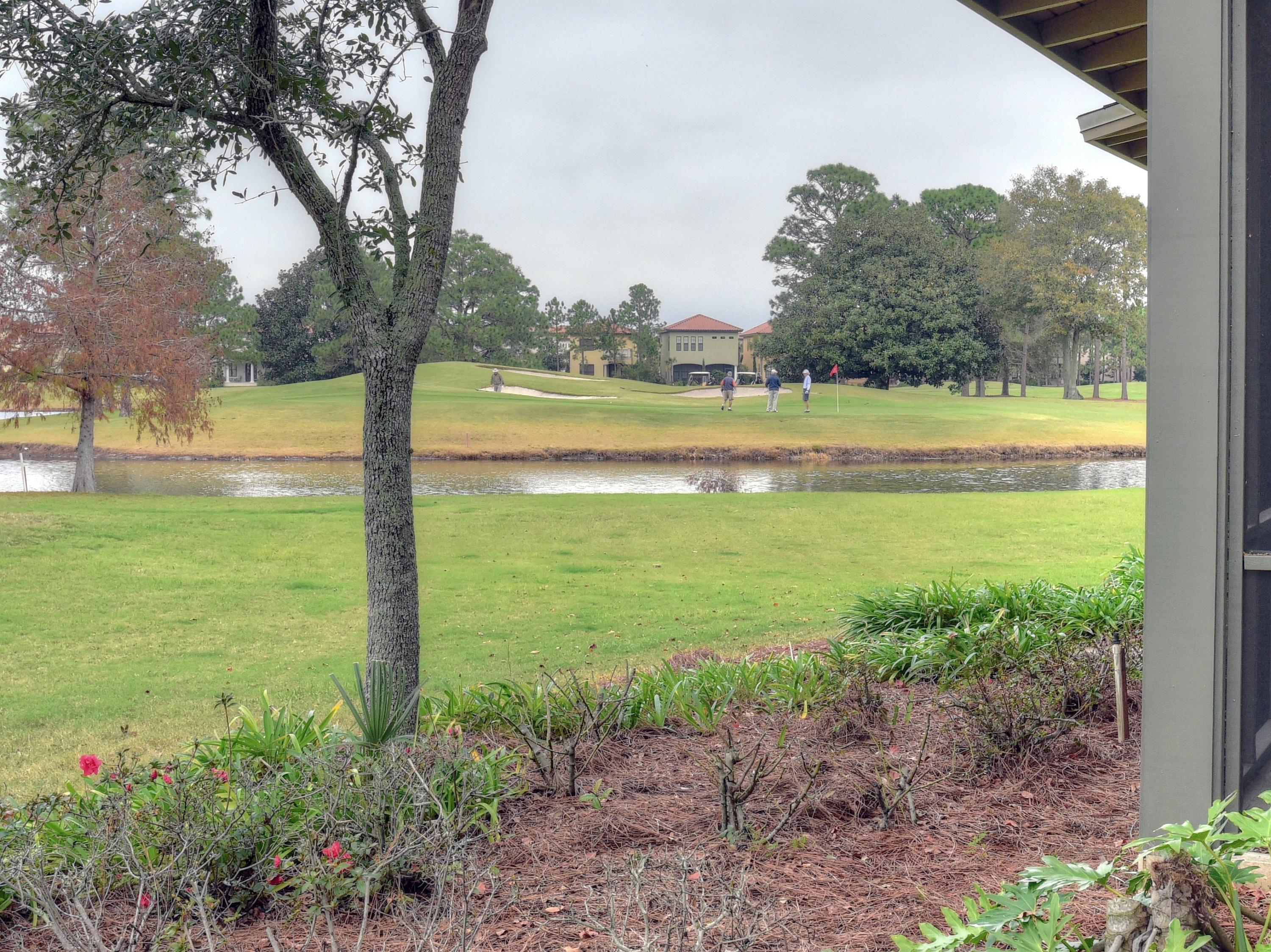 MAGNOLIA BAY - Residential