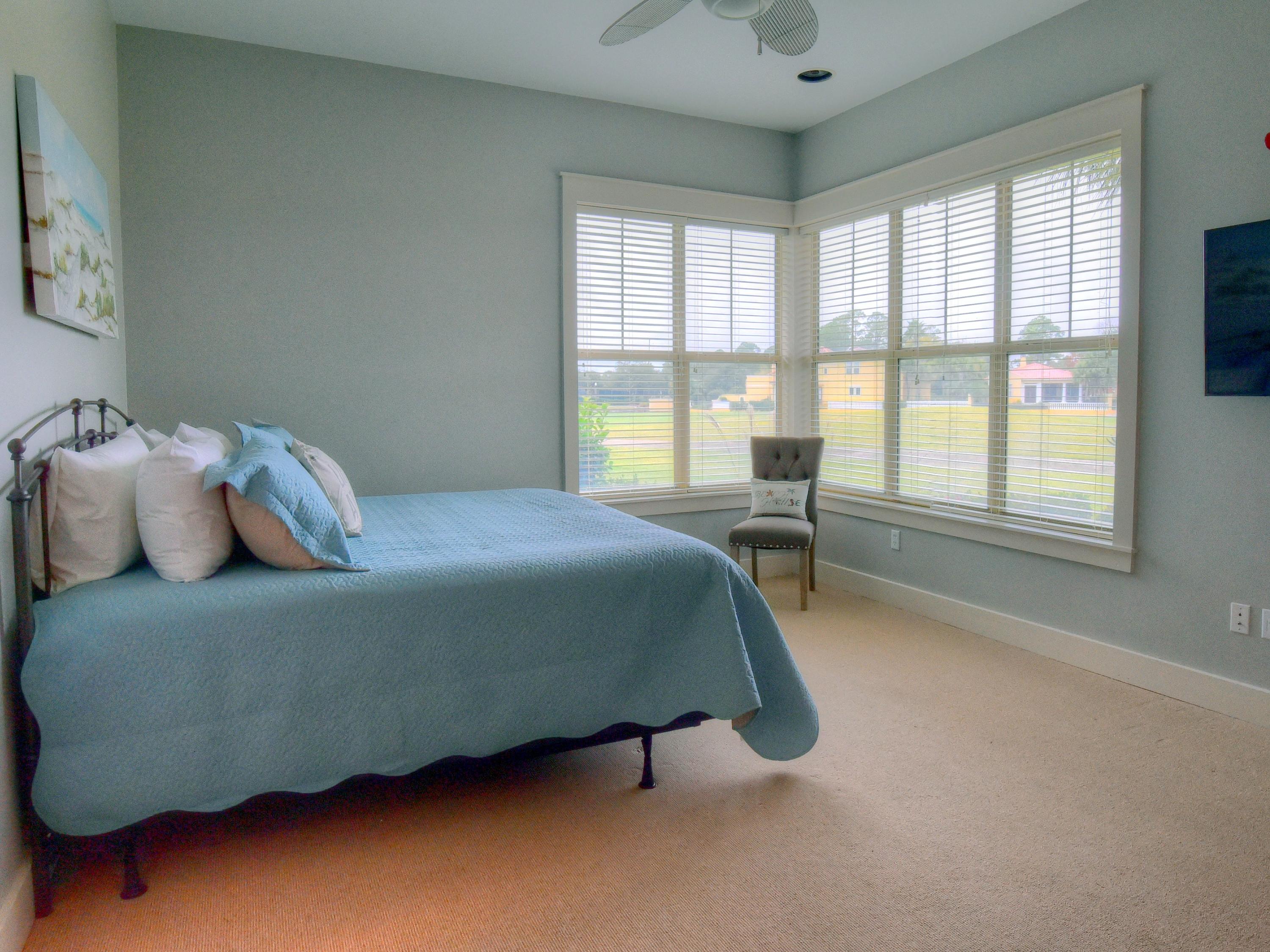 MAGNOLIA BAY - Residential