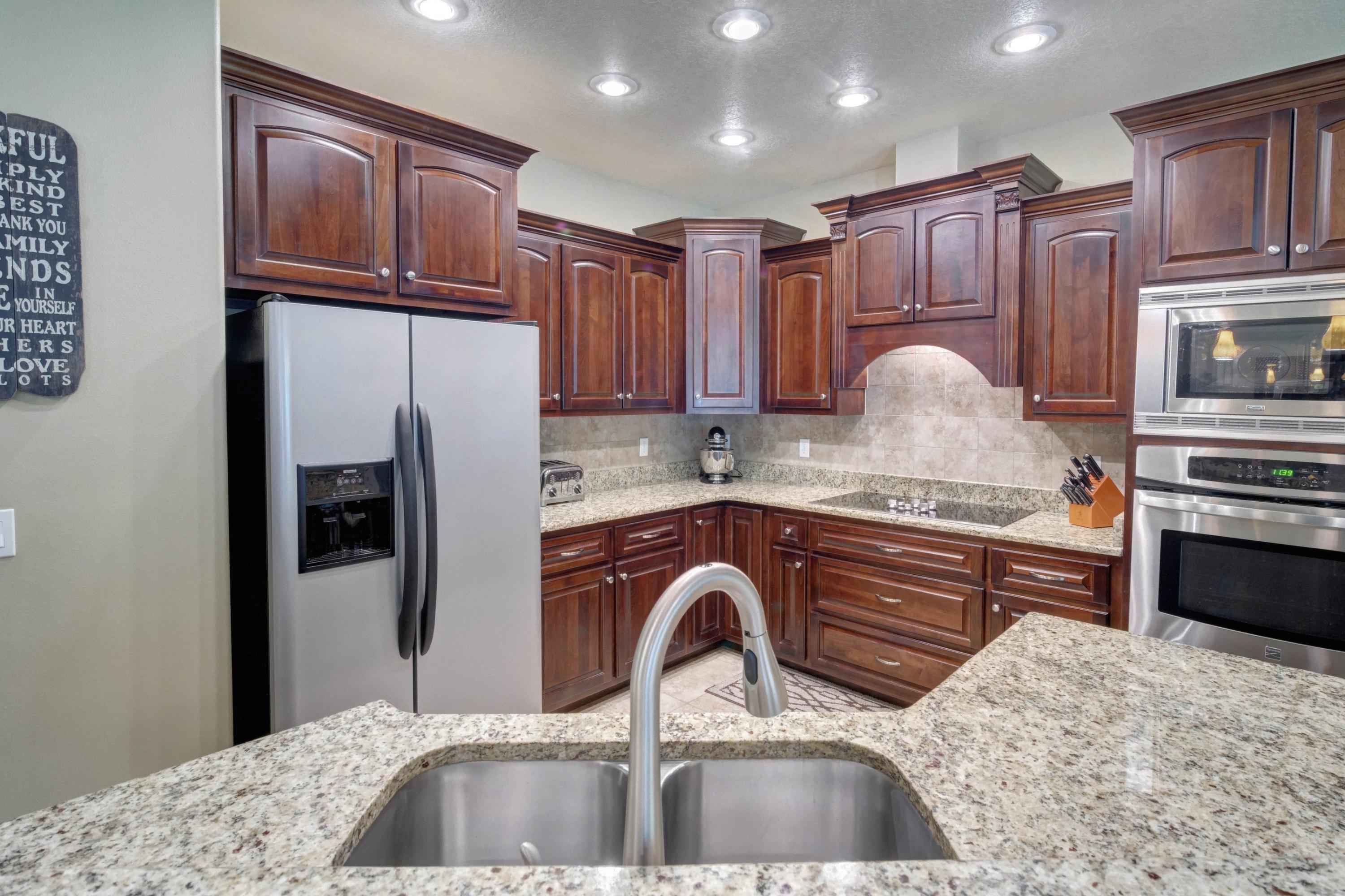 Bayshore Place Ph I, - Residential