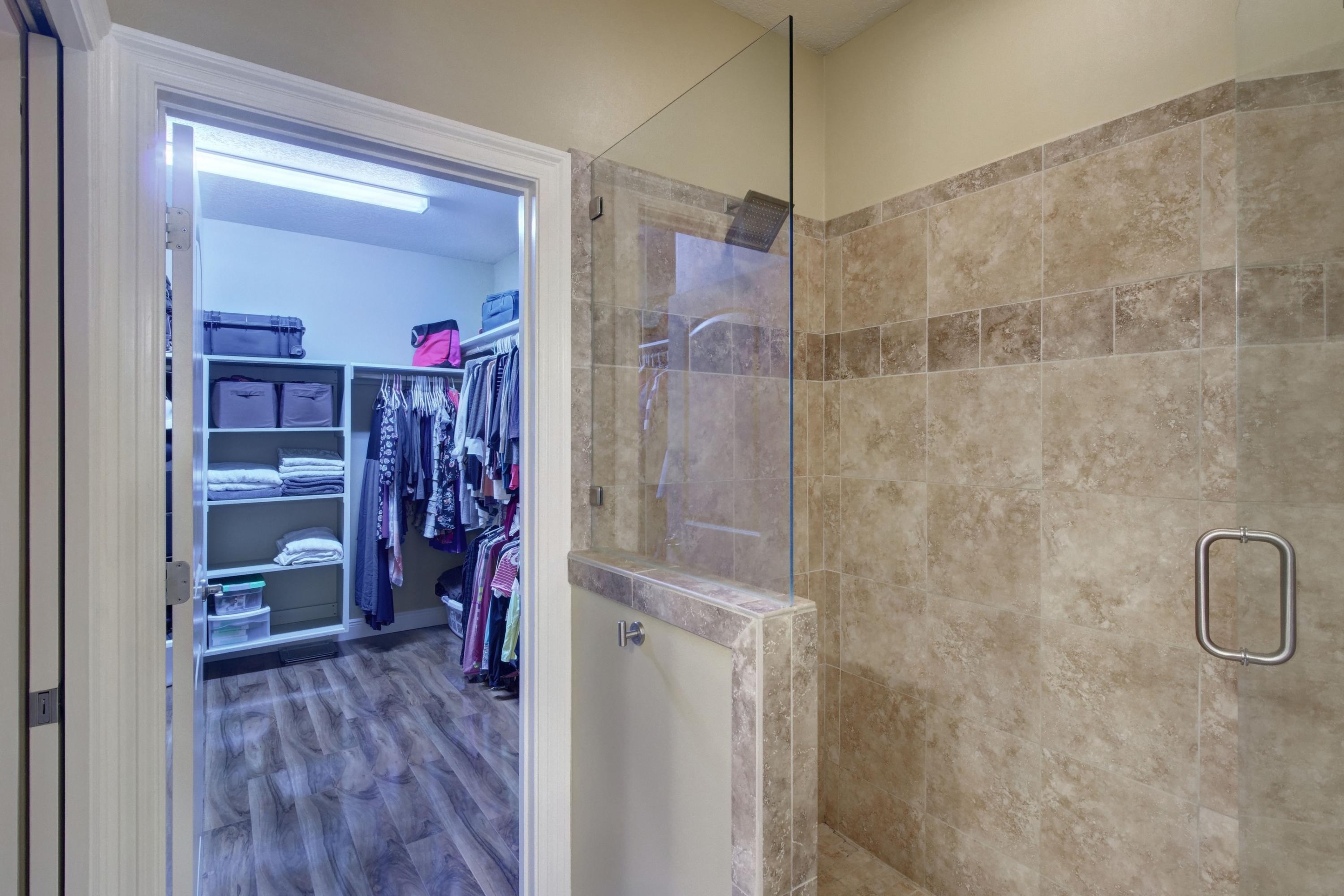 Bayshore Place Ph I, - Residential