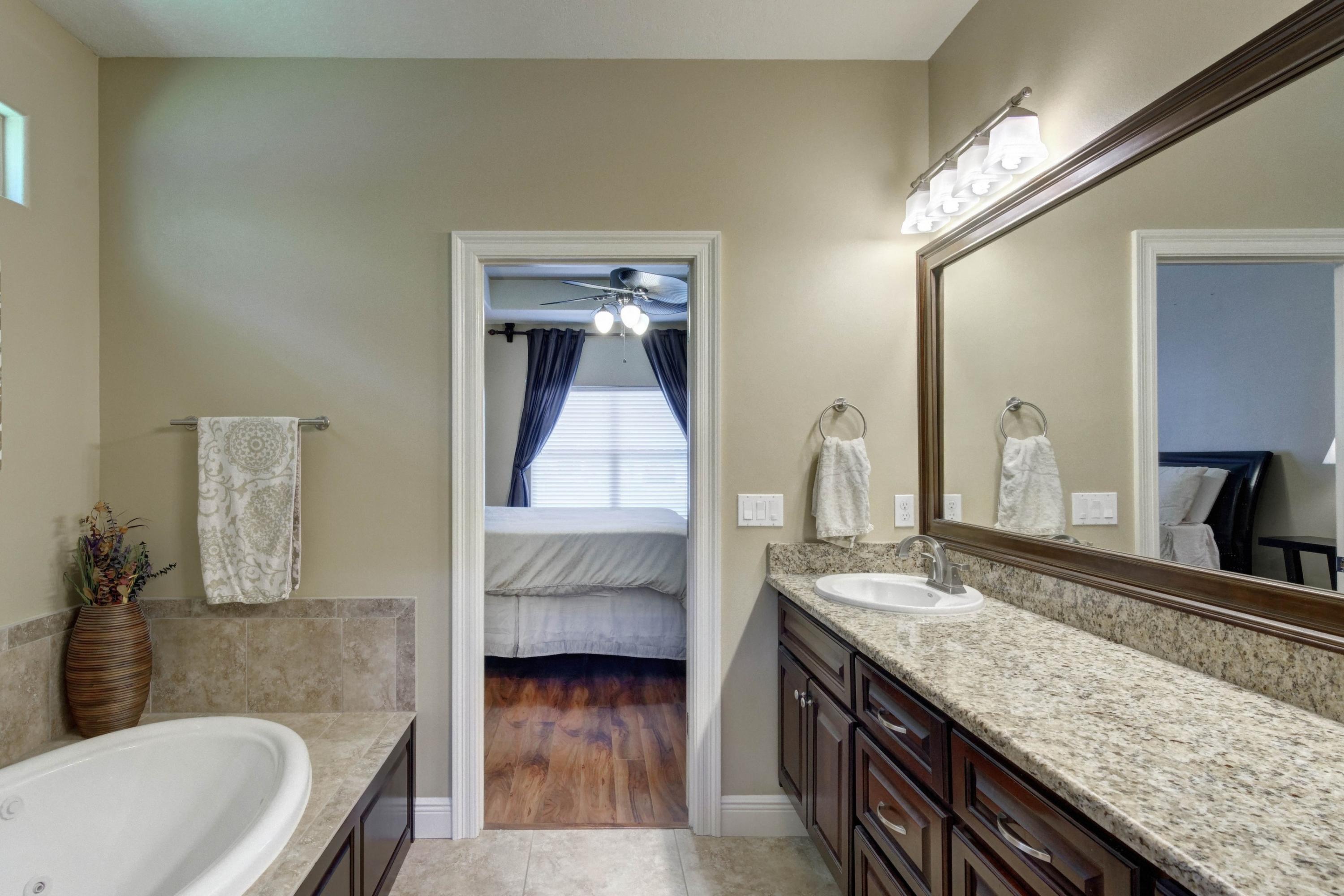 Bayshore Place Ph I, - Residential