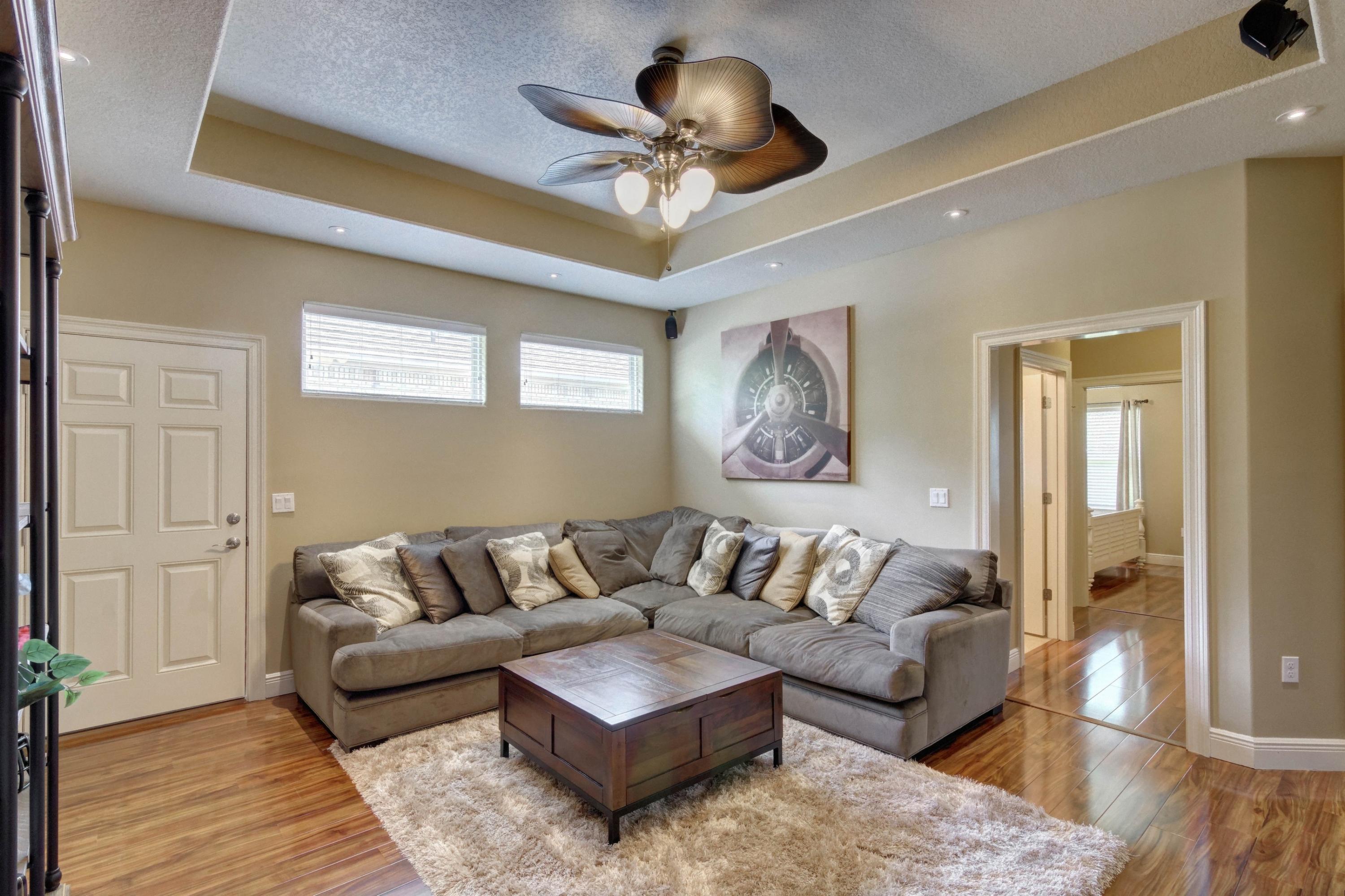 Bayshore Place Ph I, - Residential