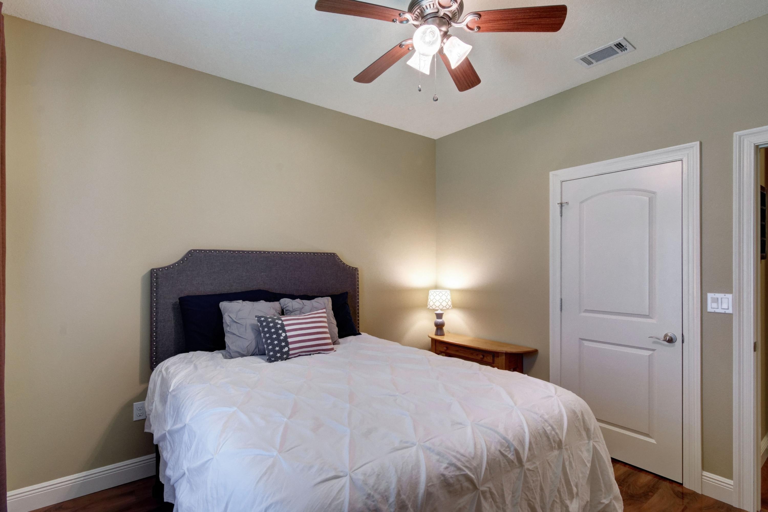 Bayshore Place Ph I, - Residential