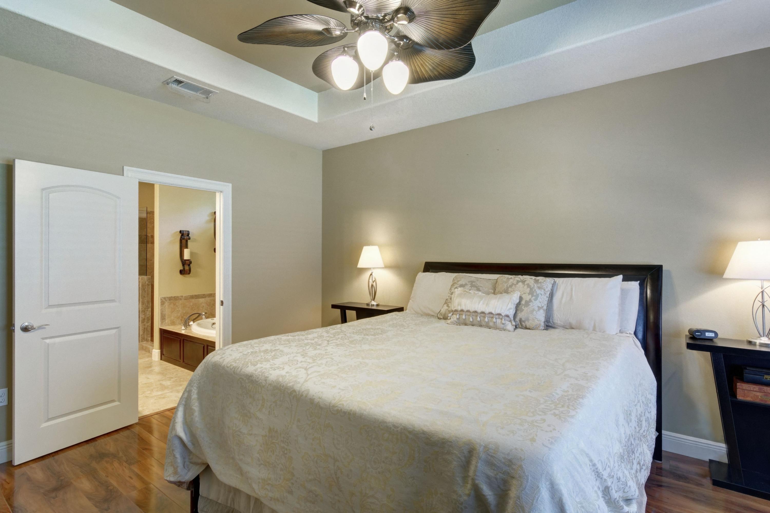 Bayshore Place Ph I, - Residential