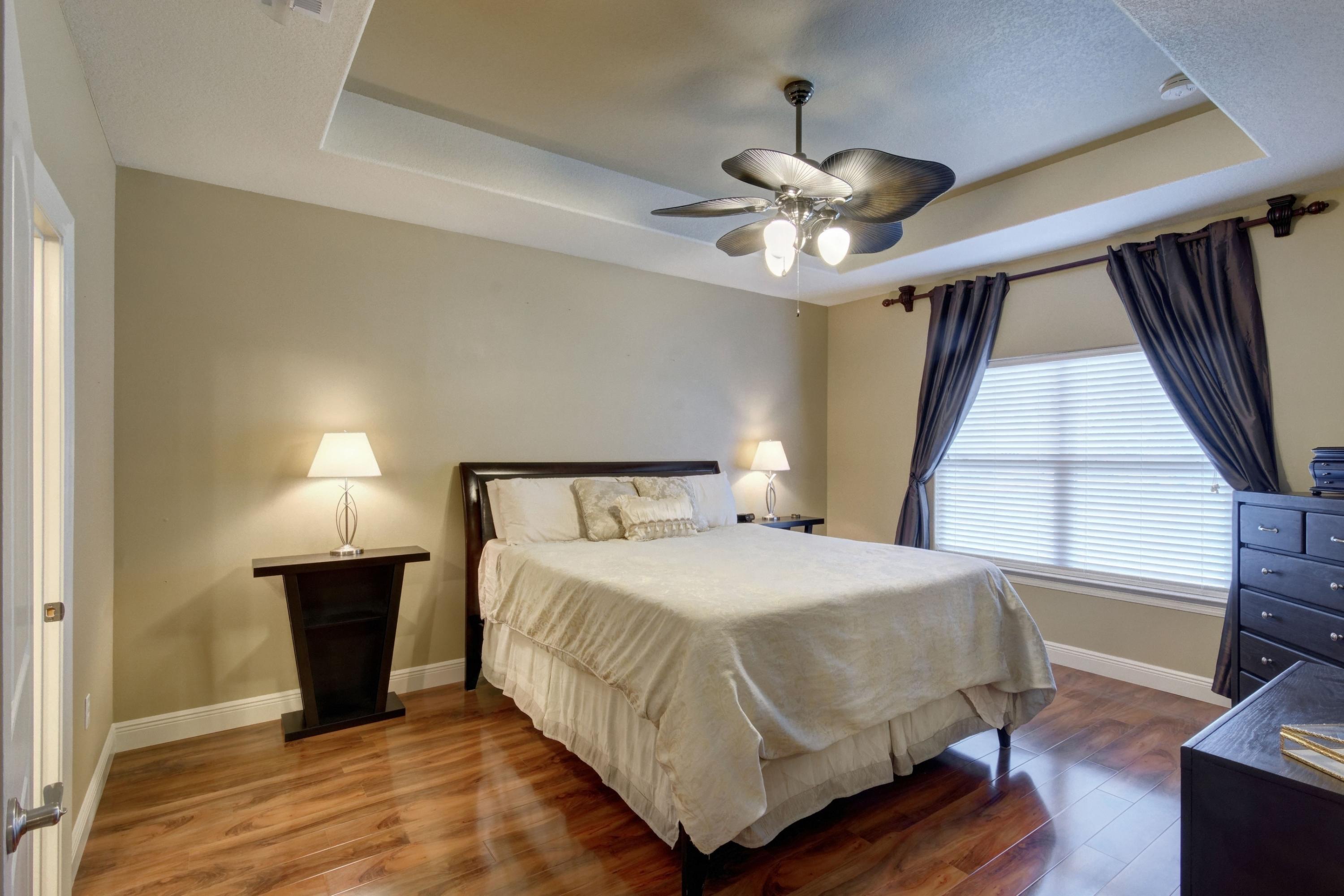 Bayshore Place Ph I, - Residential