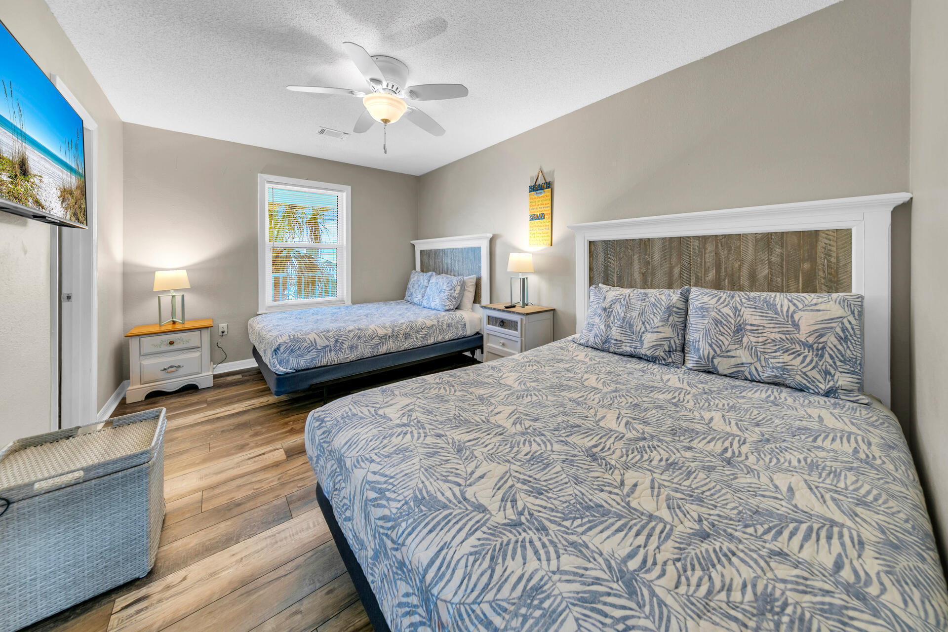 BEACHSIDE VILLAS CONDO PH 1 - Residential