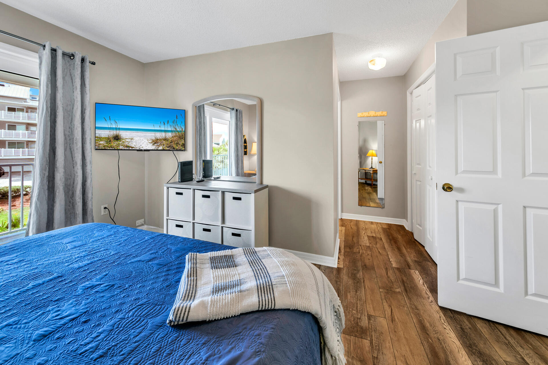 BEACHSIDE VILLAS CONDO PH 1 - Residential