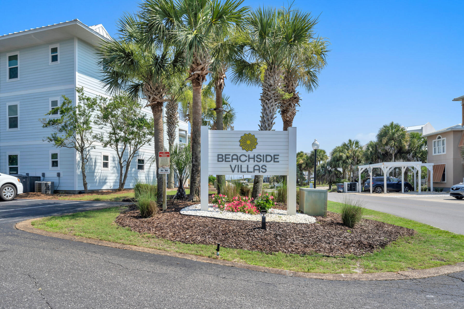 BEACHSIDE VILLAS CONDO PH 1 - Residential