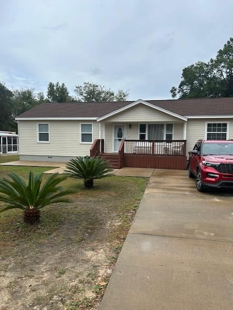 Photo of 358 Edge Avenue, Valparaiso, FL 32580 (MLS # 989770)