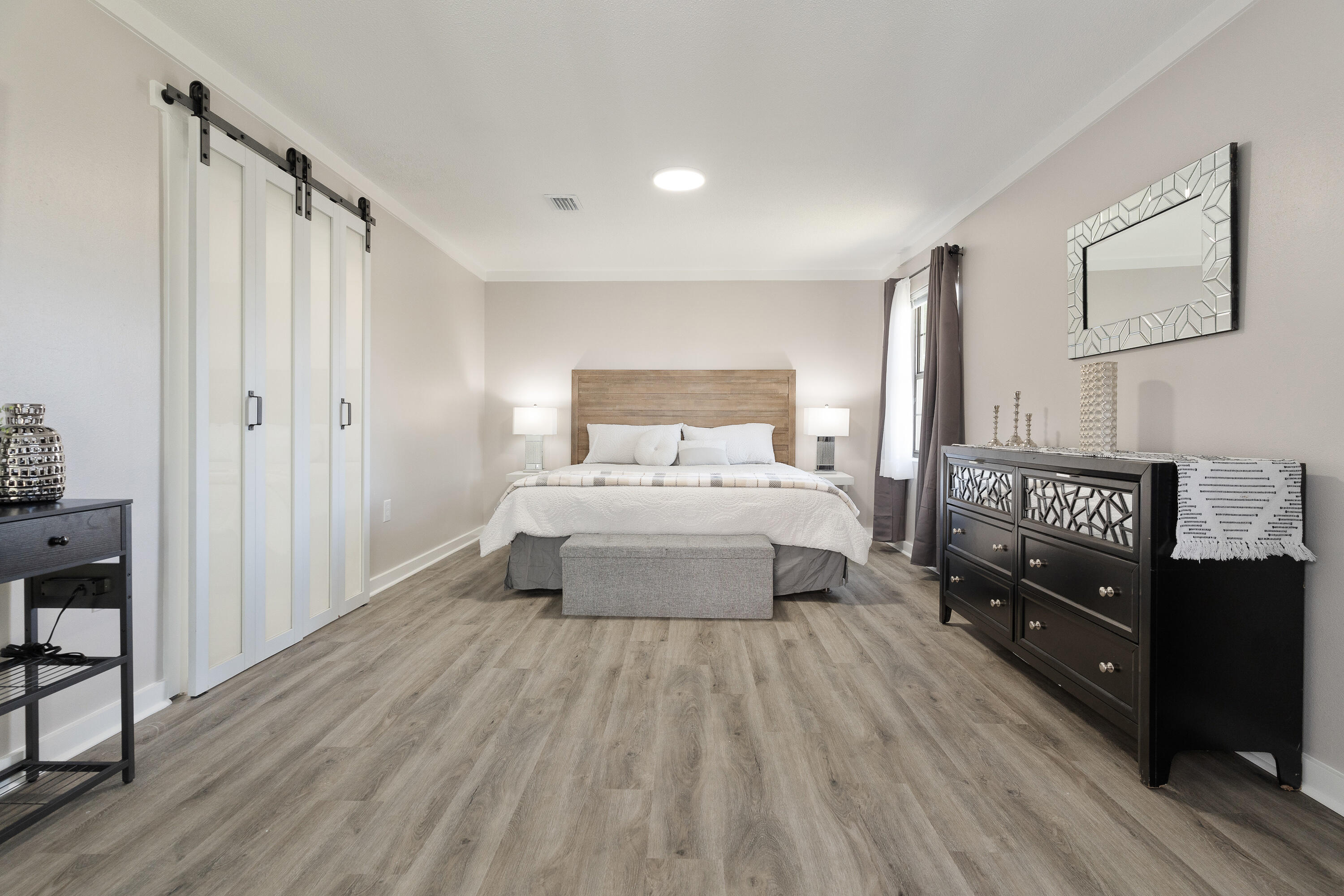 LAKE LORRAINE ESTATES - Residential