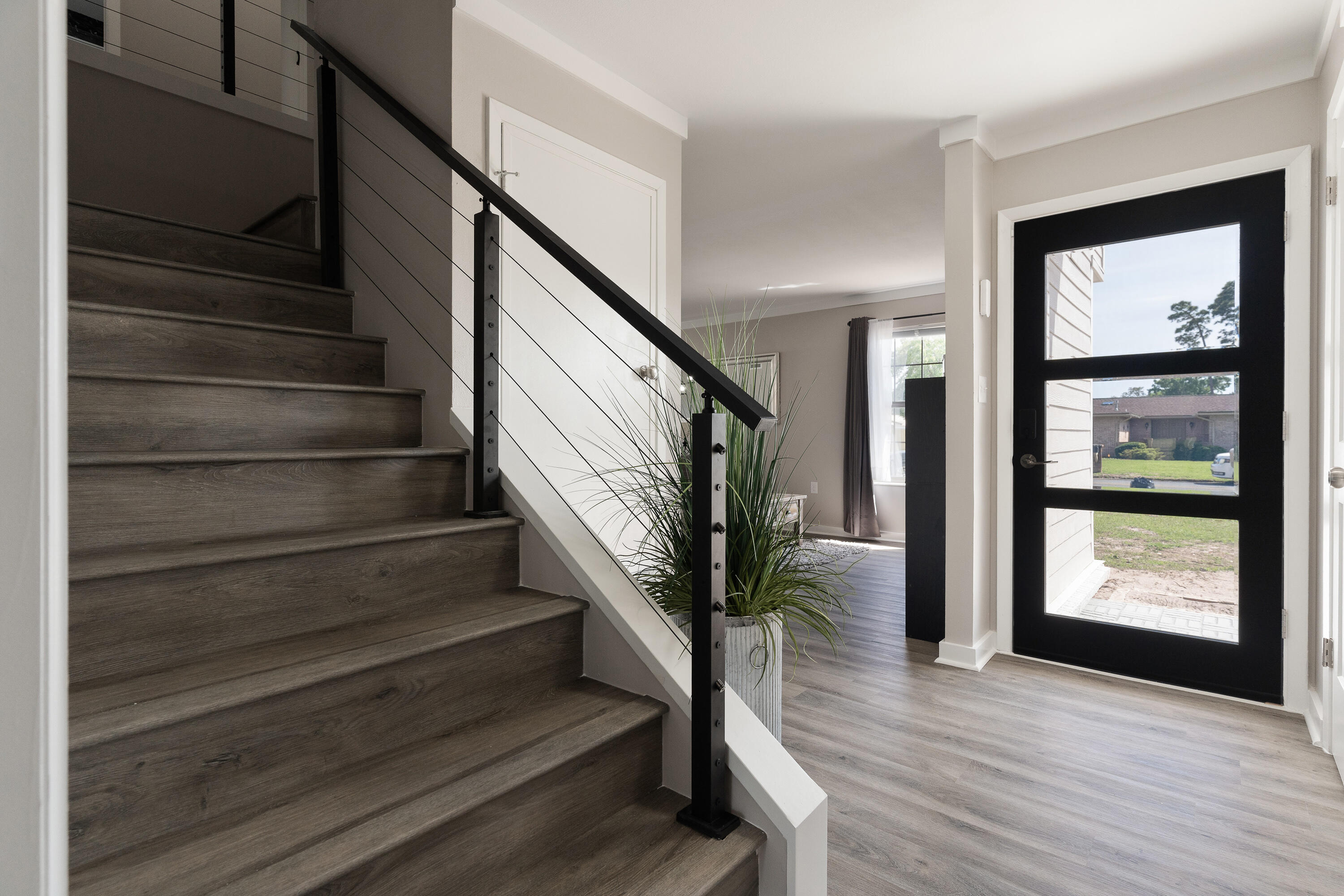 LAKE LORRAINE ESTATES - Residential
