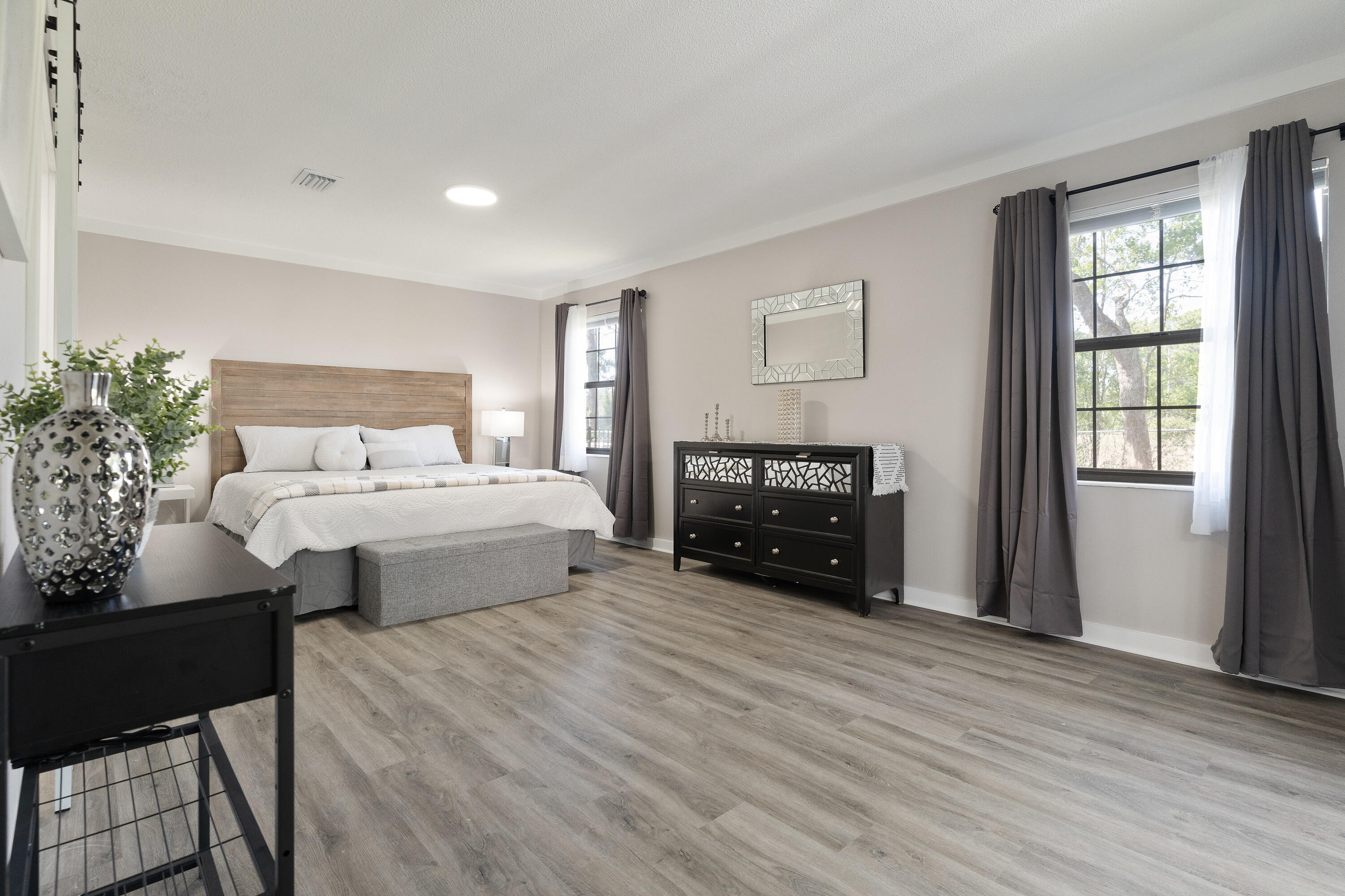 LAKE LORRAINE ESTATES - Residential
