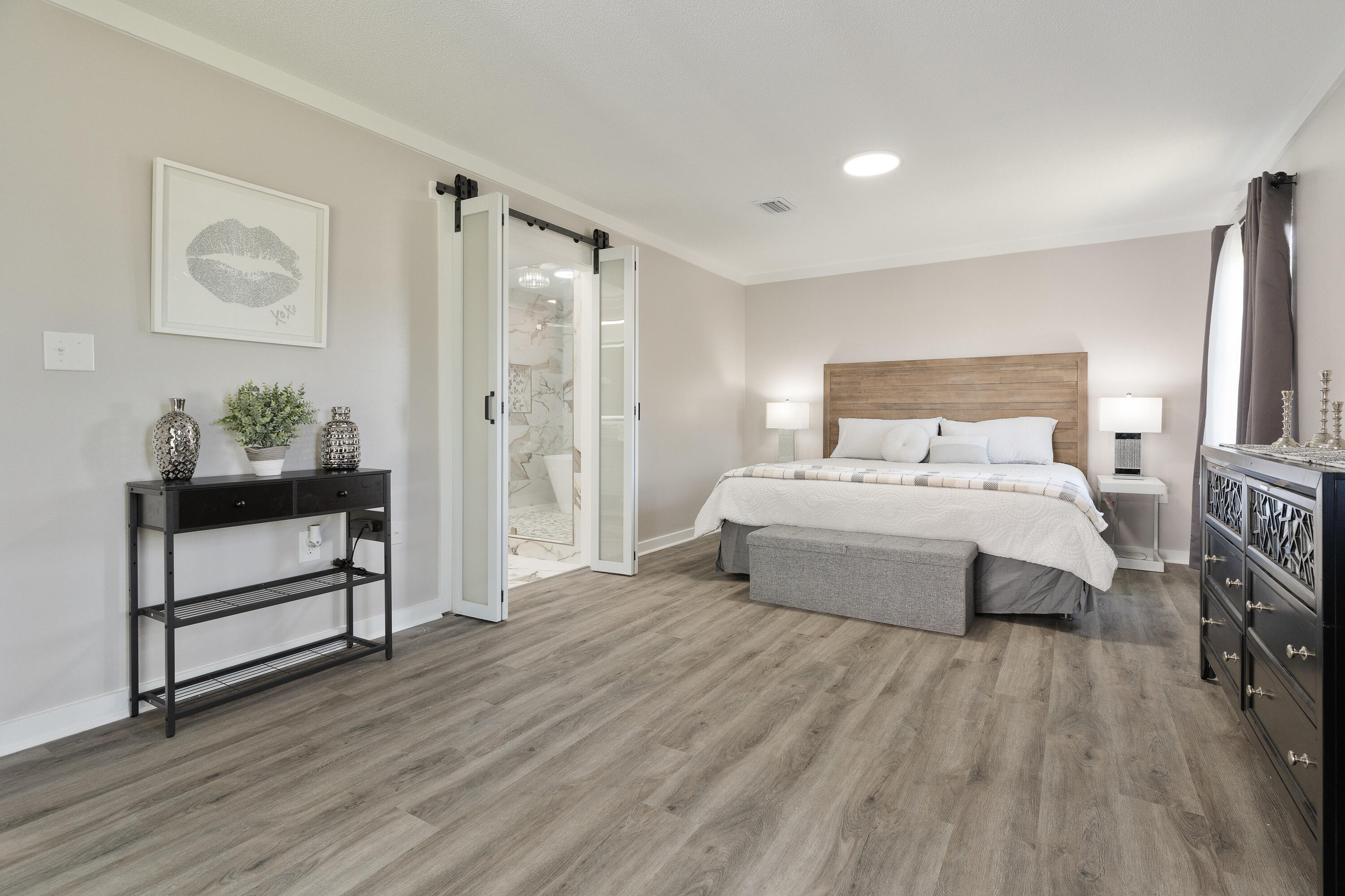 LAKE LORRAINE ESTATES - Residential