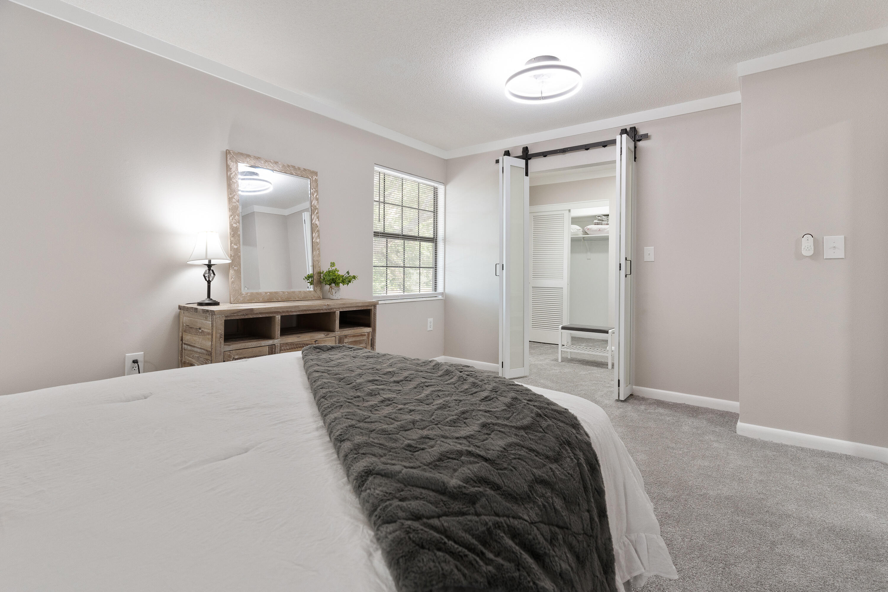 LAKE LORRAINE ESTATES - Residential