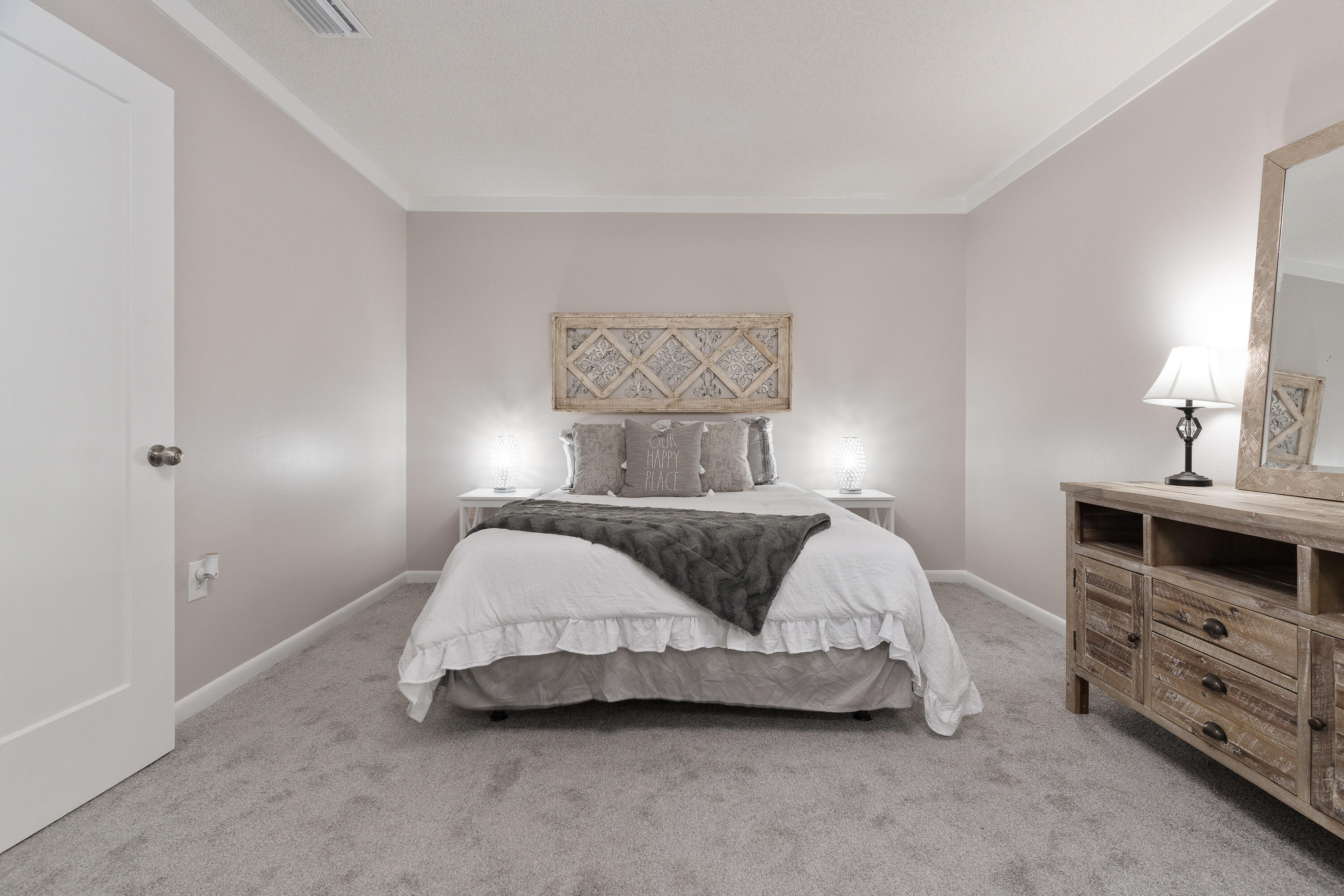LAKE LORRAINE ESTATES - Residential