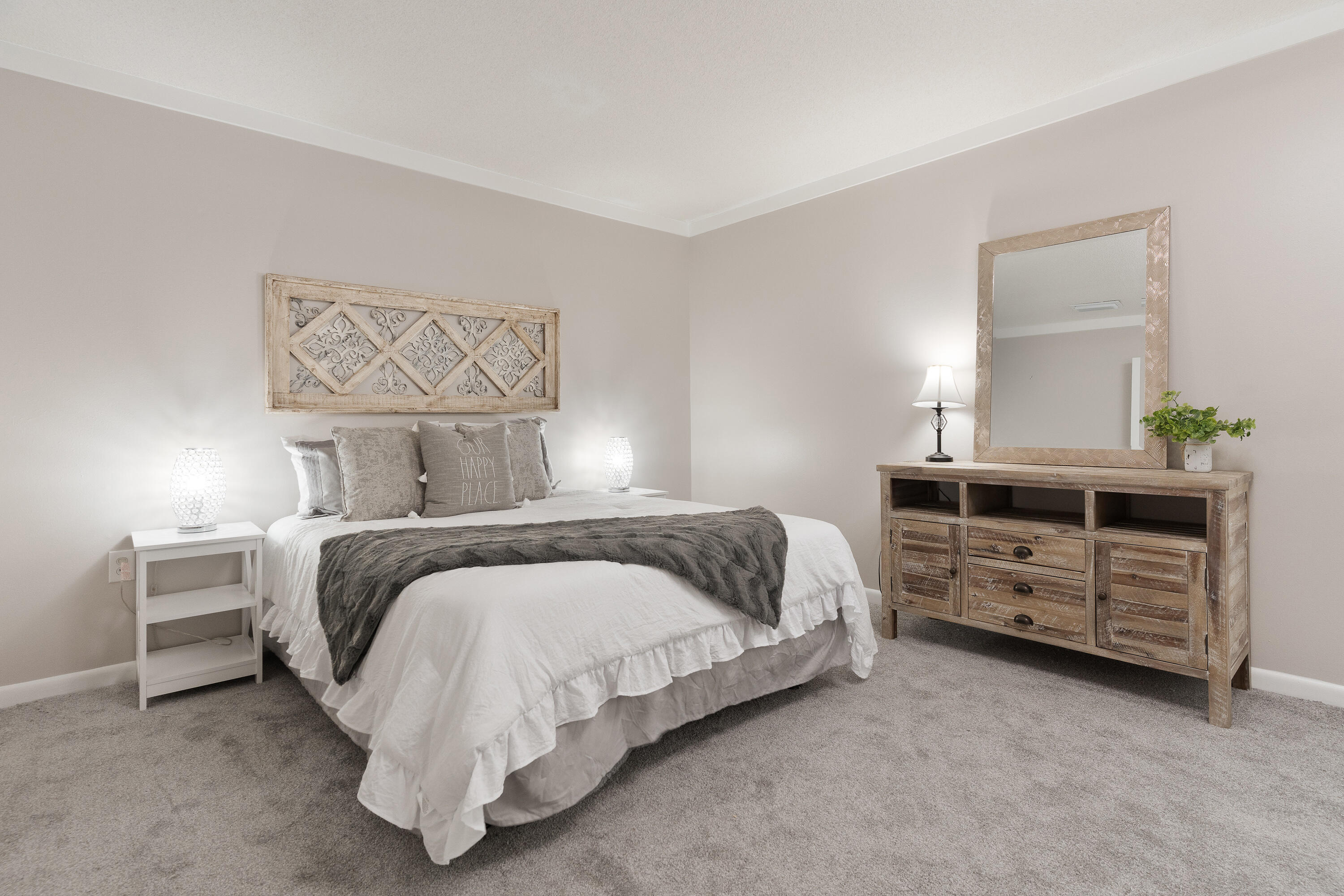LAKE LORRAINE ESTATES - Residential