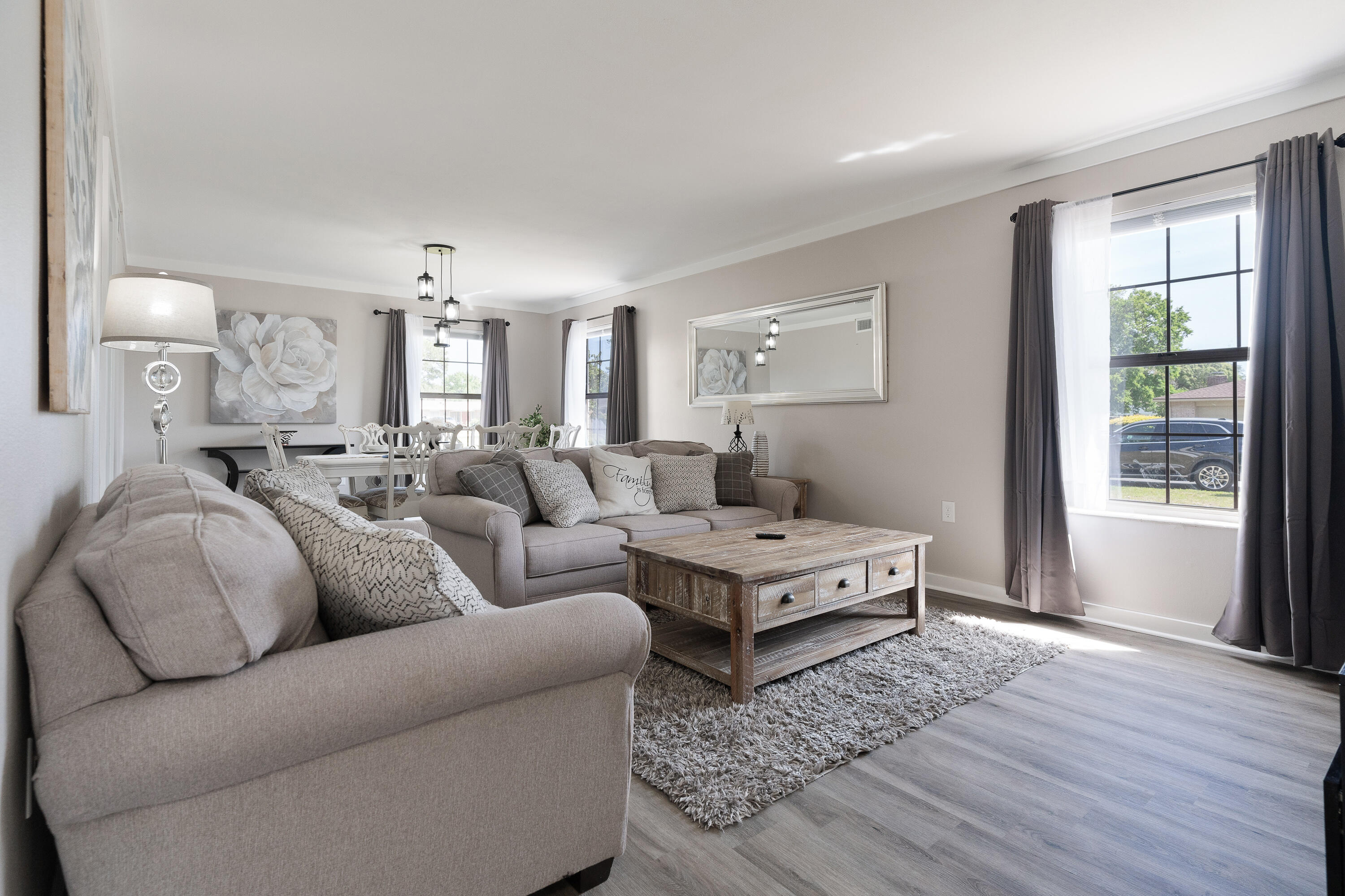 LAKE LORRAINE ESTATES - Residential