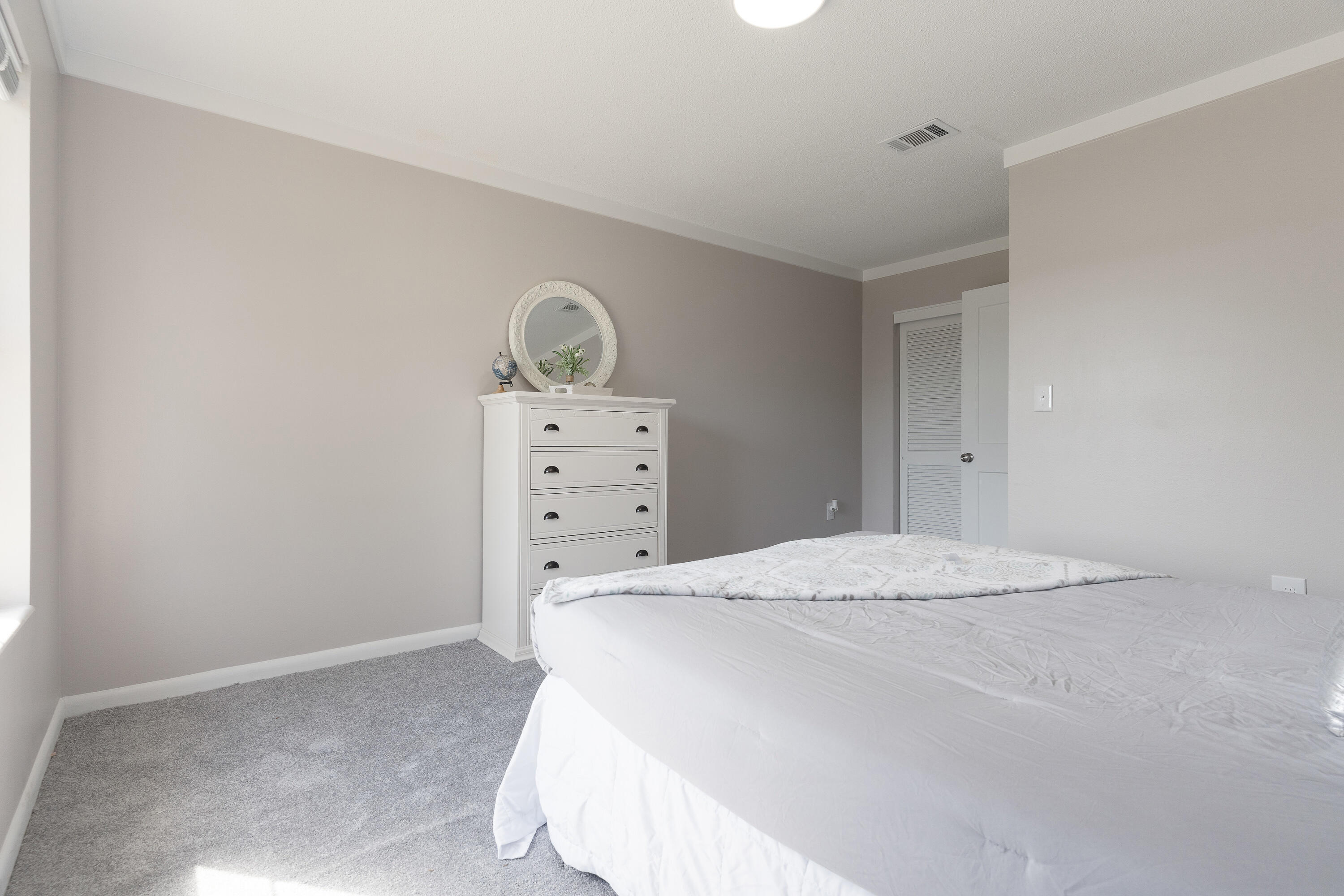 LAKE LORRAINE ESTATES - Residential