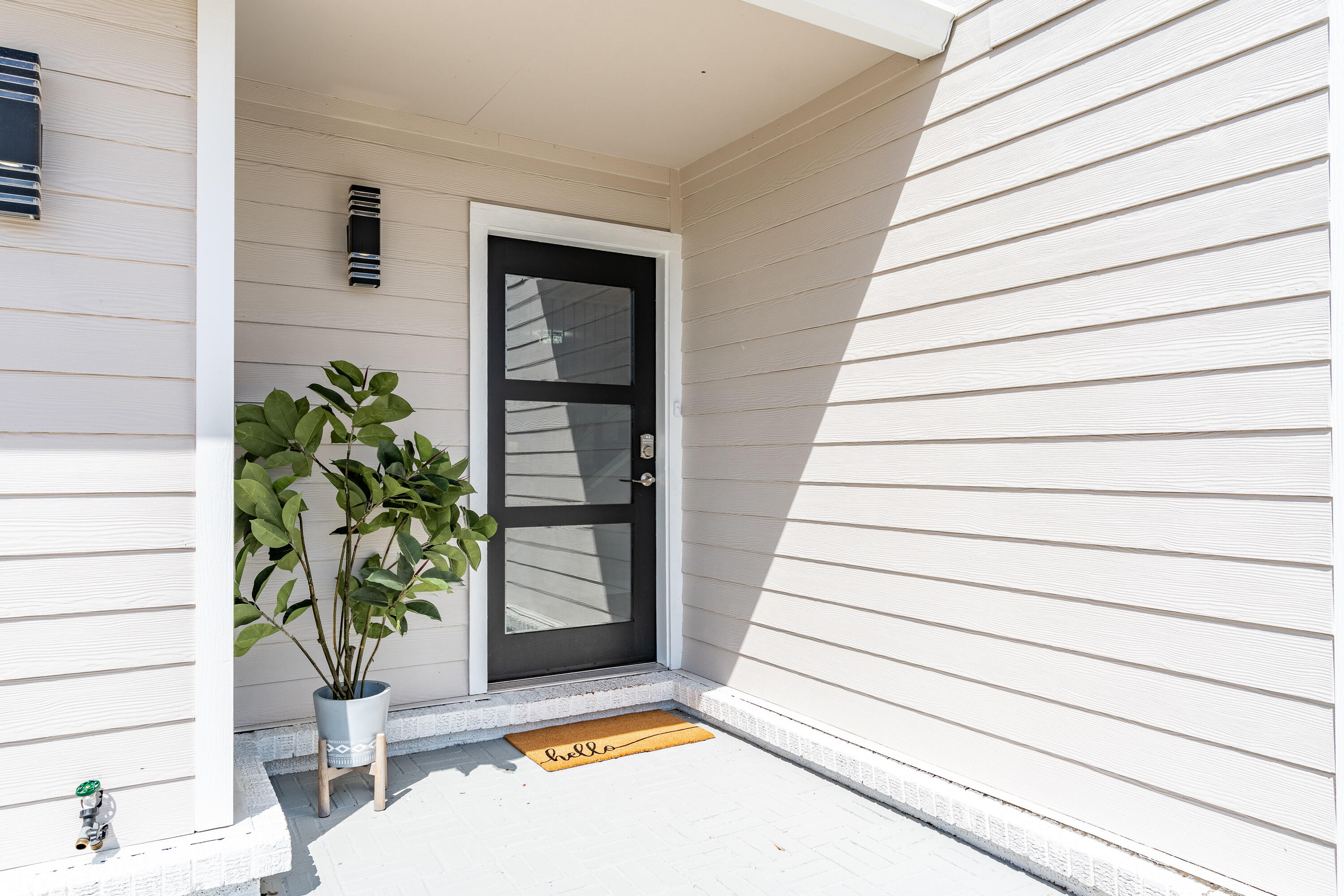 LAKE LORRAINE ESTATES - Residential