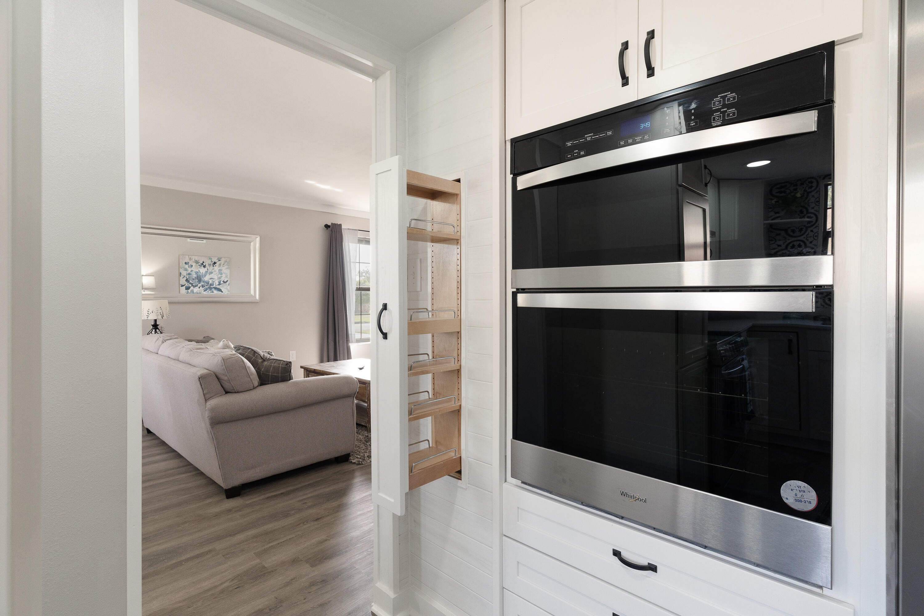 LAKE LORRAINE ESTATES - Residential